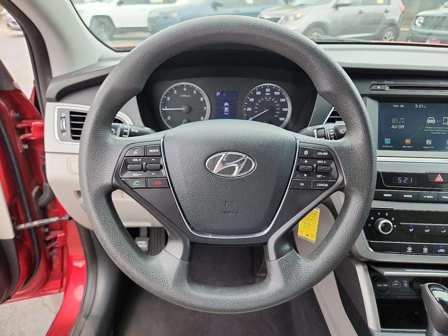 2016 RED Hyundai Sonata SE (5NPE24AF9GH) with an 2.4L I-4 gasoline direct injection, DOHC, variable valve control, regular unleaded, engine with 185HP engine, located at 4110 Avenue Q, Lubbock, 79412, 33.556553, -101.855820 - 07/31/2025 KEY IN ENVELOPE GOD - Photo#10