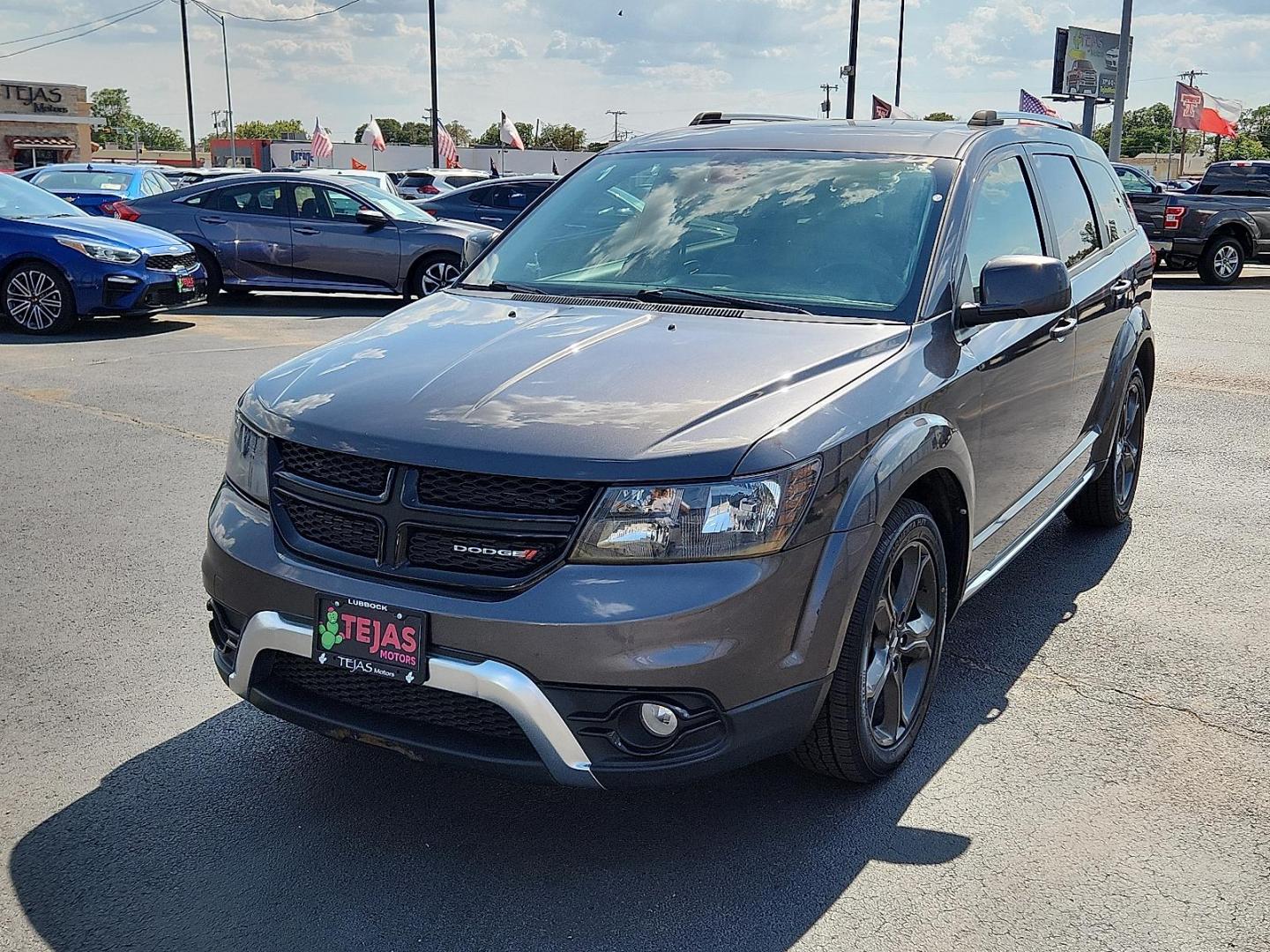 2019 GRAY Dodge Journey Crossroad (3C4PDCGG8KT) with an Pentastar 3.6L V-6 DOHC, VVT variable valve control, regular unleaded, engine with 283HP engine, located at 4110 Avenue Q, Lubbock, 79412, 33.556553, -101.855820 - 08/0/2025 KEY IN ENVELOPE GOD - Photo#3