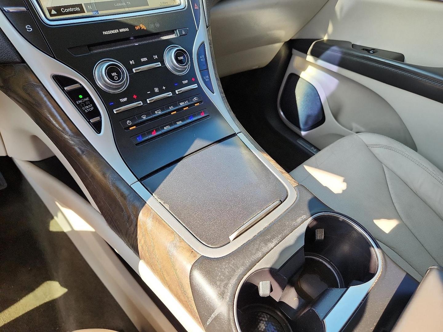 2017 GRAY Lincoln MKX Reserve (2LMPJ6LR6HB) with an 3.7L V-6 DOHC, variable valve control, regular unleaded, engine with 303HP engine, located at 4110 Avenue Q, Lubbock, 79412, 33.556553, -101.855820 - 08/08/2025 KEY IN ENVELOPE GOD - Photo#11
