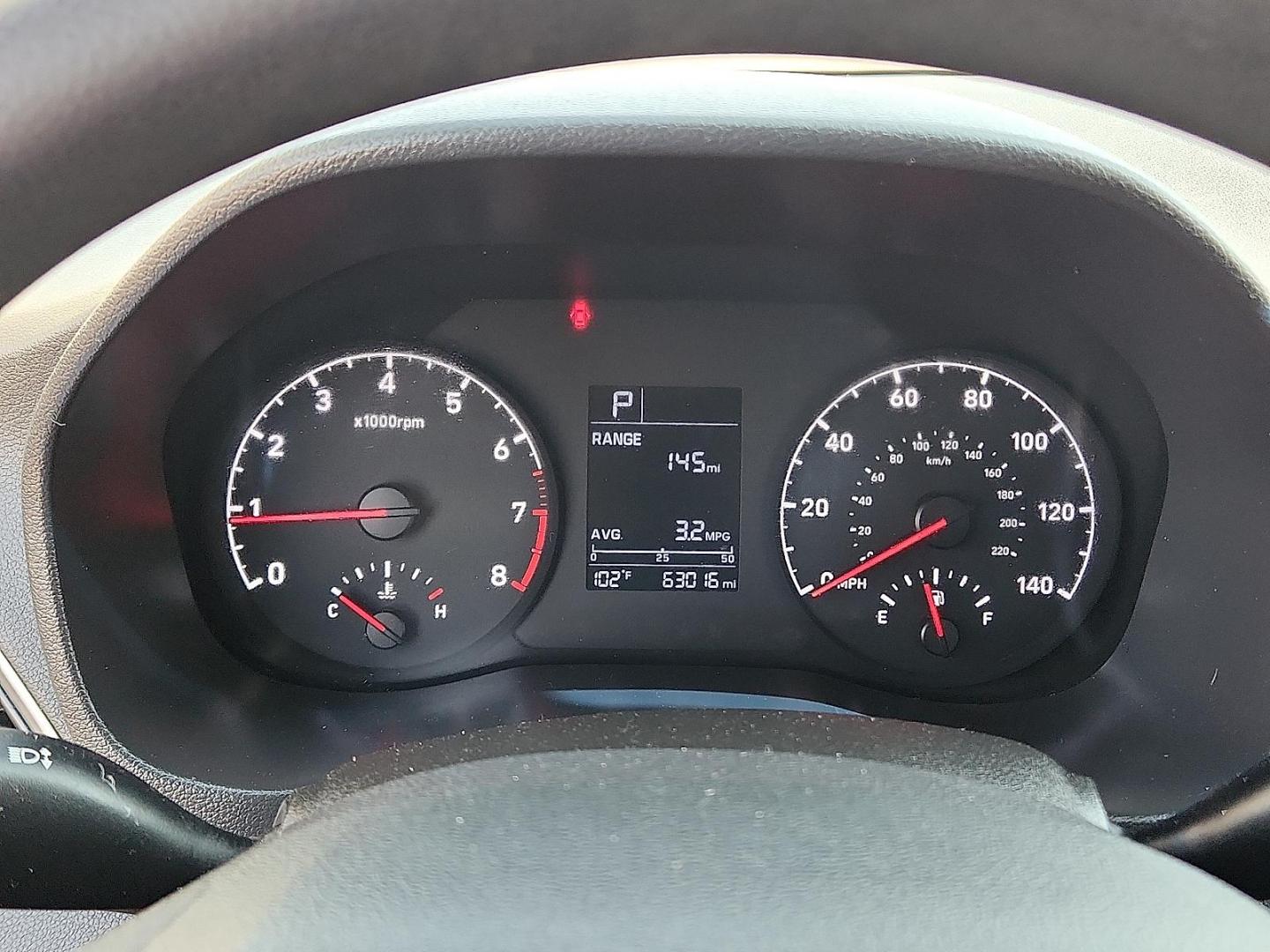2018 WHITE Hyundai Accent SE (3KPC24A30JE) with an 1.6L I-4 gasoline direct injection, DOHC, D-CVVT variable valve control, regular unleaded, engine with 130HP engine, located at 4110 Avenue Q, Lubbock, 79412, 33.556553, -101.855820 - Photo#9