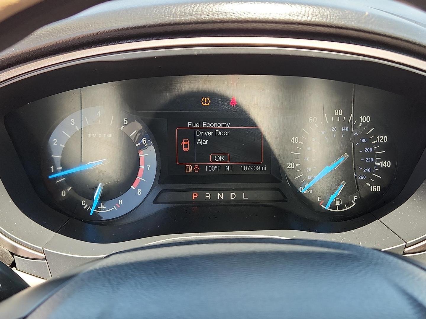 2017 GOLD Ford Fusion SE (3FA6P0H71HR) with an Duratec 2.5L I-4 DOHC, Ti-VCT variable valve control, regular unleaded, engine with 175HP engine, located at 4110 Avenue Q, Lubbock, 79412, 33.556553, -101.855820 - 08/08/2025 KEY IN ENVELOPE GOD - Photo#9