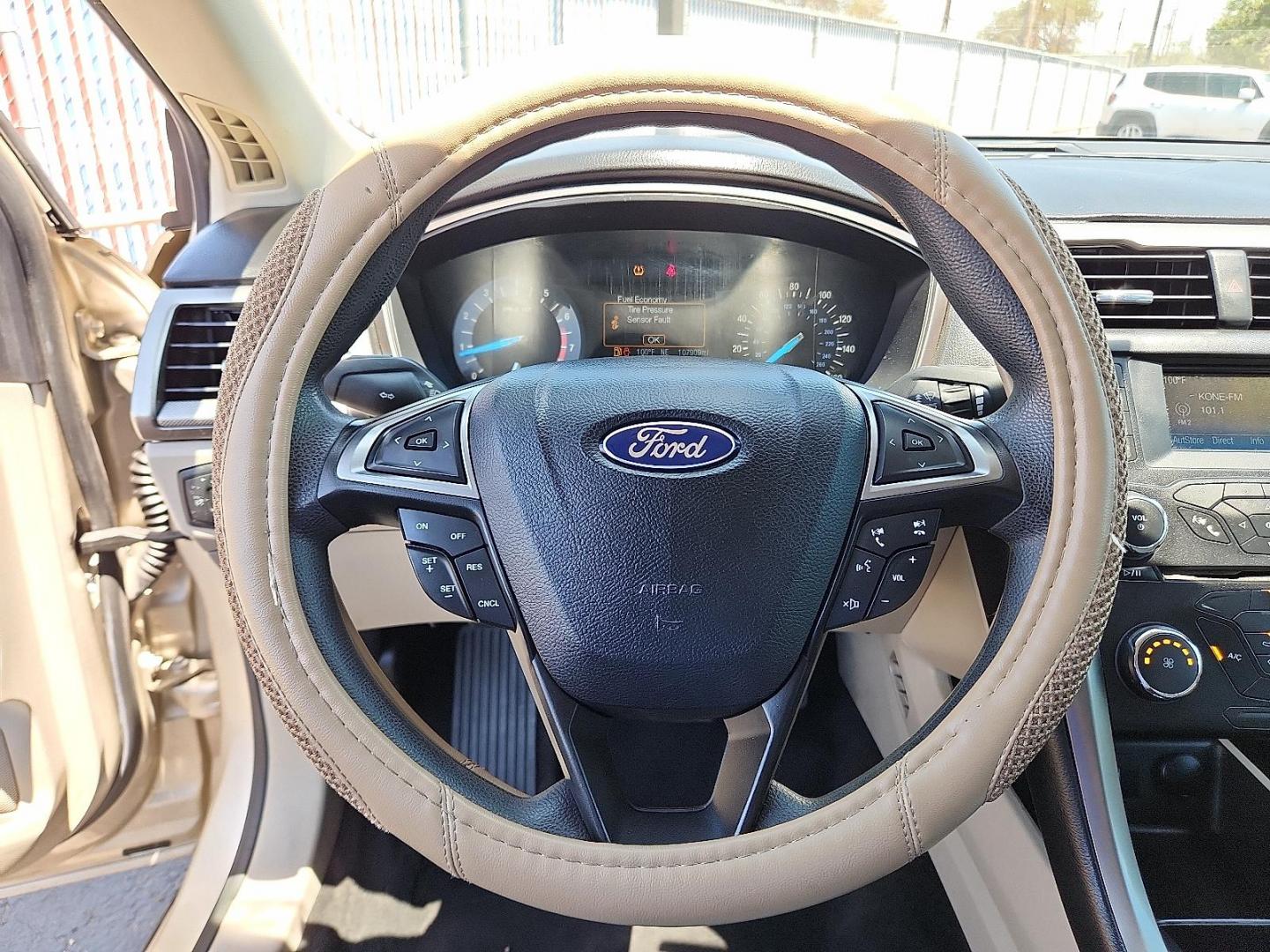 2017 GOLD Ford Fusion SE (3FA6P0H71HR) with an Duratec 2.5L I-4 DOHC, Ti-VCT variable valve control, regular unleaded, engine with 175HP engine, located at 4110 Avenue Q, Lubbock, 79412, 33.556553, -101.855820 - 08/08/2025 KEY IN ENVELOPE GOD - Photo#10