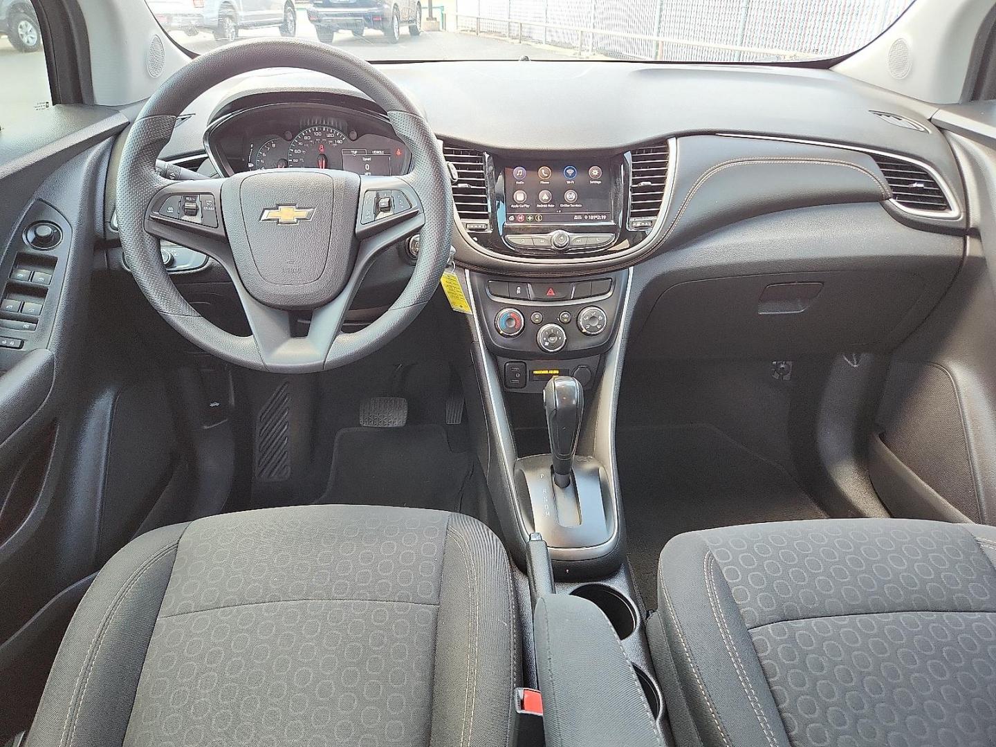 2020 GRAY Chevrolet Trax FWD LS (3GNCJKSB5LL) with an ECOTEC 1.4L I-4 DOHC, variable valve control, intercooled turbo, regular unleaded, engine with 138HP engine, located at 4110 Avenue Q, Lubbock, 79412, 33.556553, -101.855820 - Photo#5