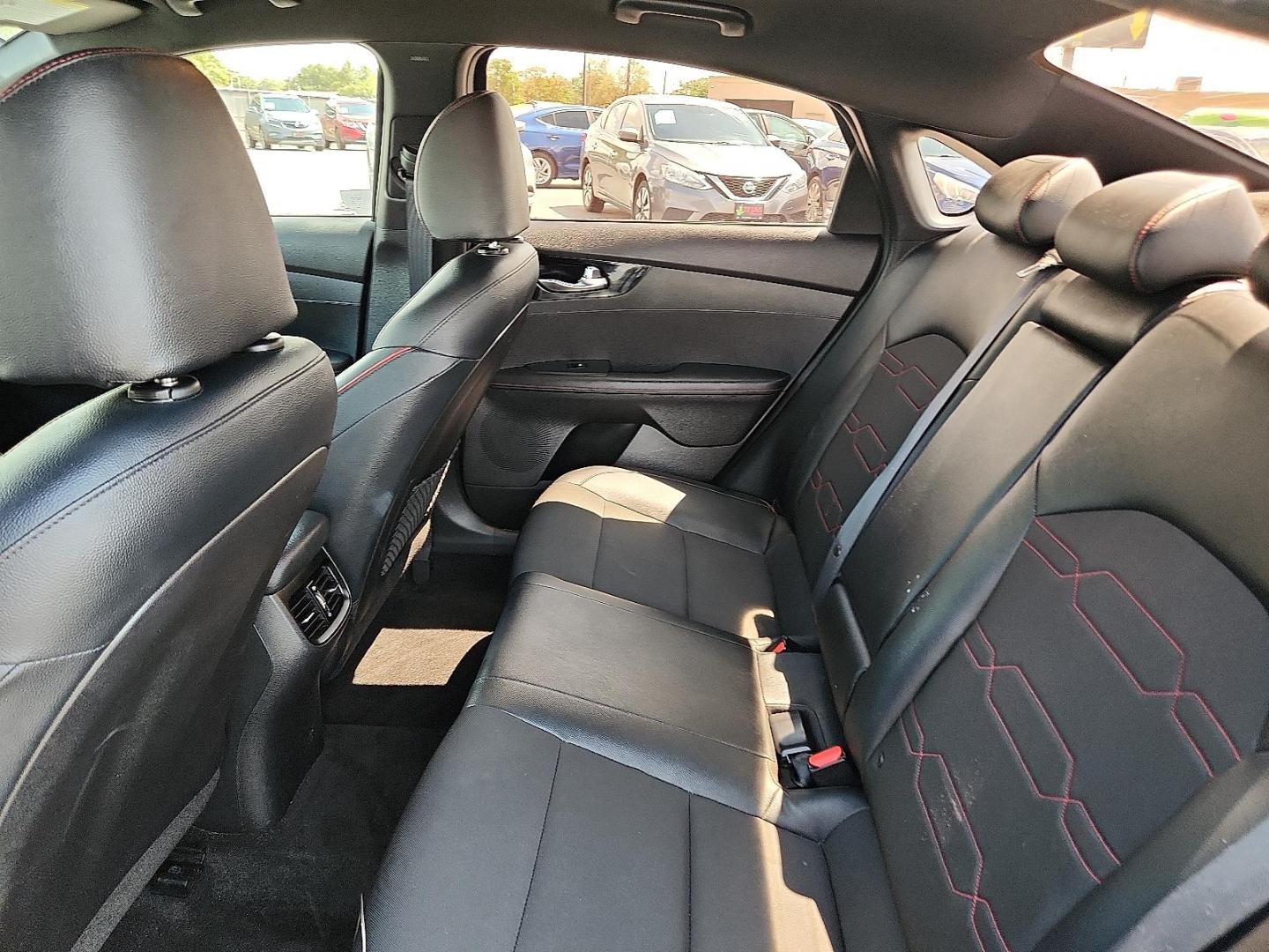 2021 BLUE Kia Forte GT (3KPF44AC6ME) with an 1.6L I-4 gasoline direct injection, DOHC, D-CVVT variable valve control, intercooled turbo, regular unleaded, engine with 201HP engine, located at 4110 Avenue Q, Lubbock, 79412, 33.556553, -101.855820 - Photo#4