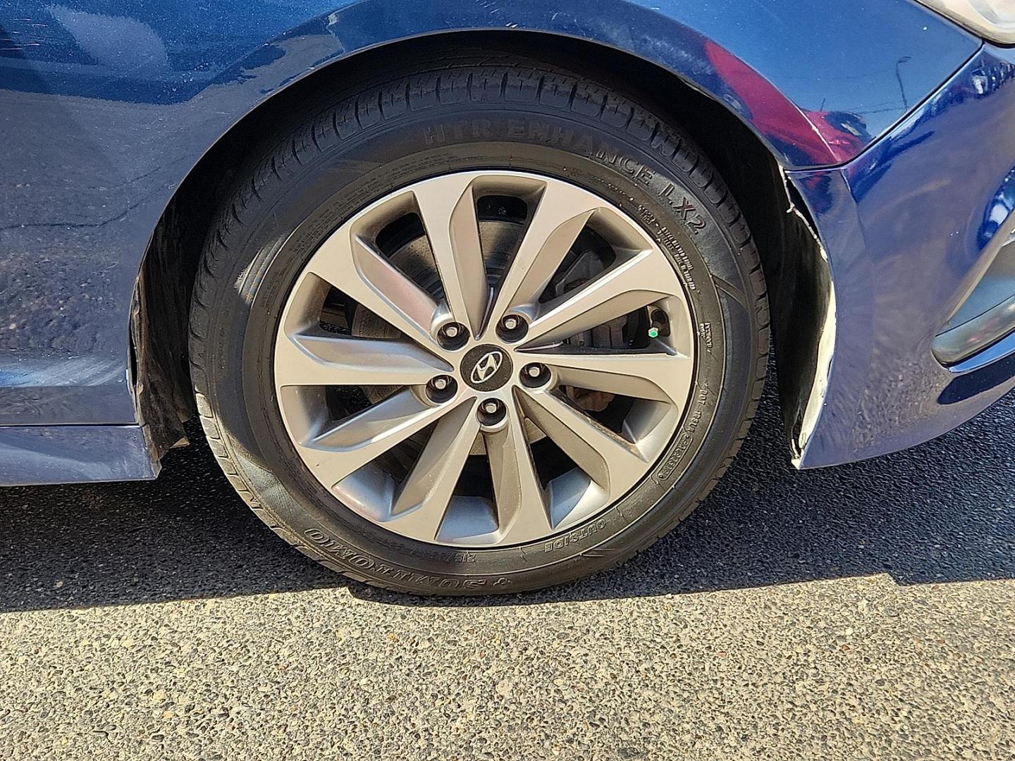 2016 BLUE /Beige - BB Hyundai Sonata Sport (5NPE34AF0GH) with an 2.4L I-4 gasoline direct injection, DOHC, variable valve control, regular unleaded, engine with 185HP engine, located at 4110 Avenue Q, Lubbock, 79412, 33.556553, -101.855820 - Photo#4