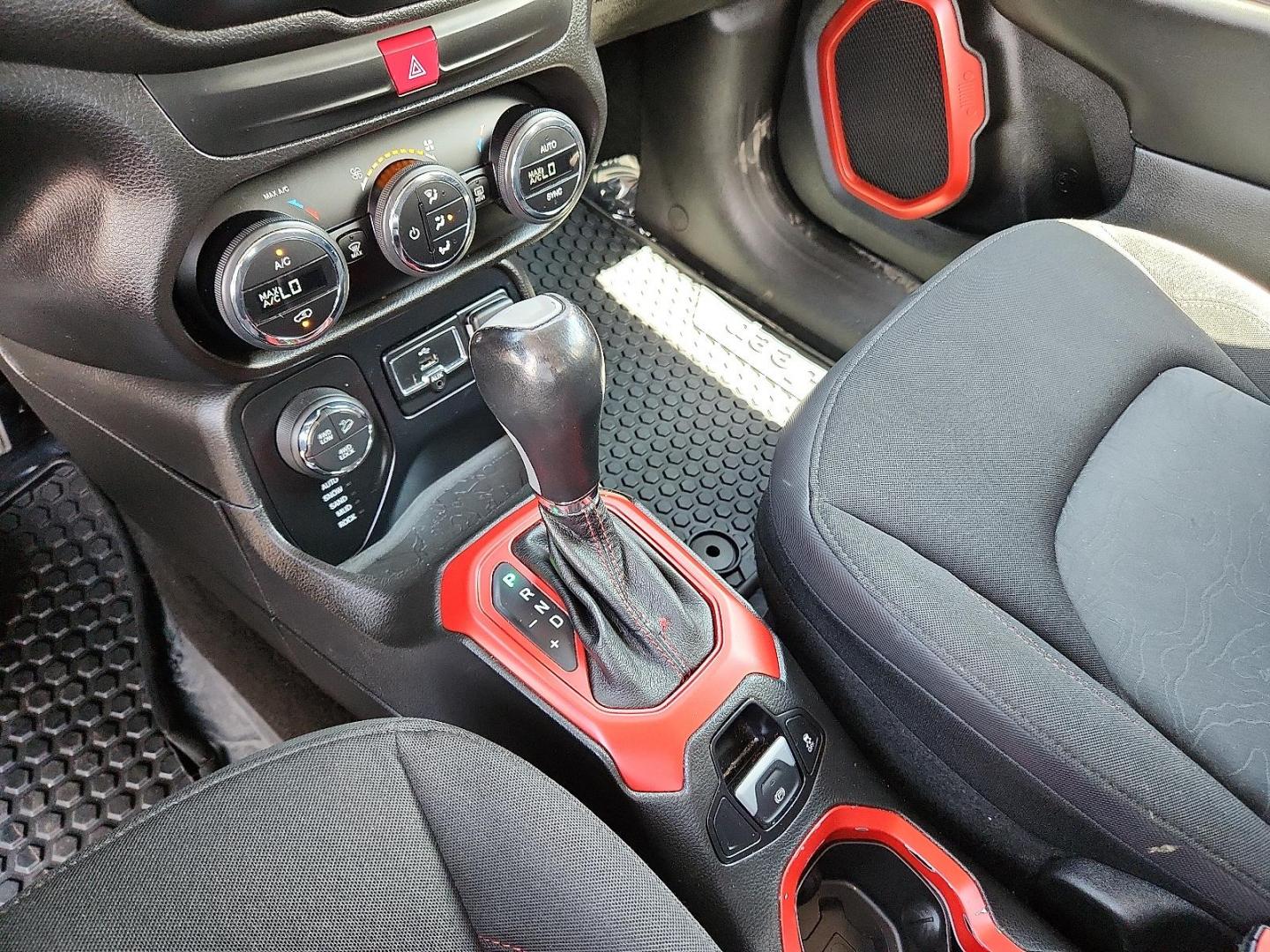 2016 GRAY Jeep Renegade Trailhawk (ZACCJBCT2GP) with an Tigershark MultiAir 2.4L I-4 variable valve control, regular unleaded, engine with 180HP engine, located at 4110 Avenue Q, Lubbock, 79412, 33.556553, -101.855820 - Photo#11