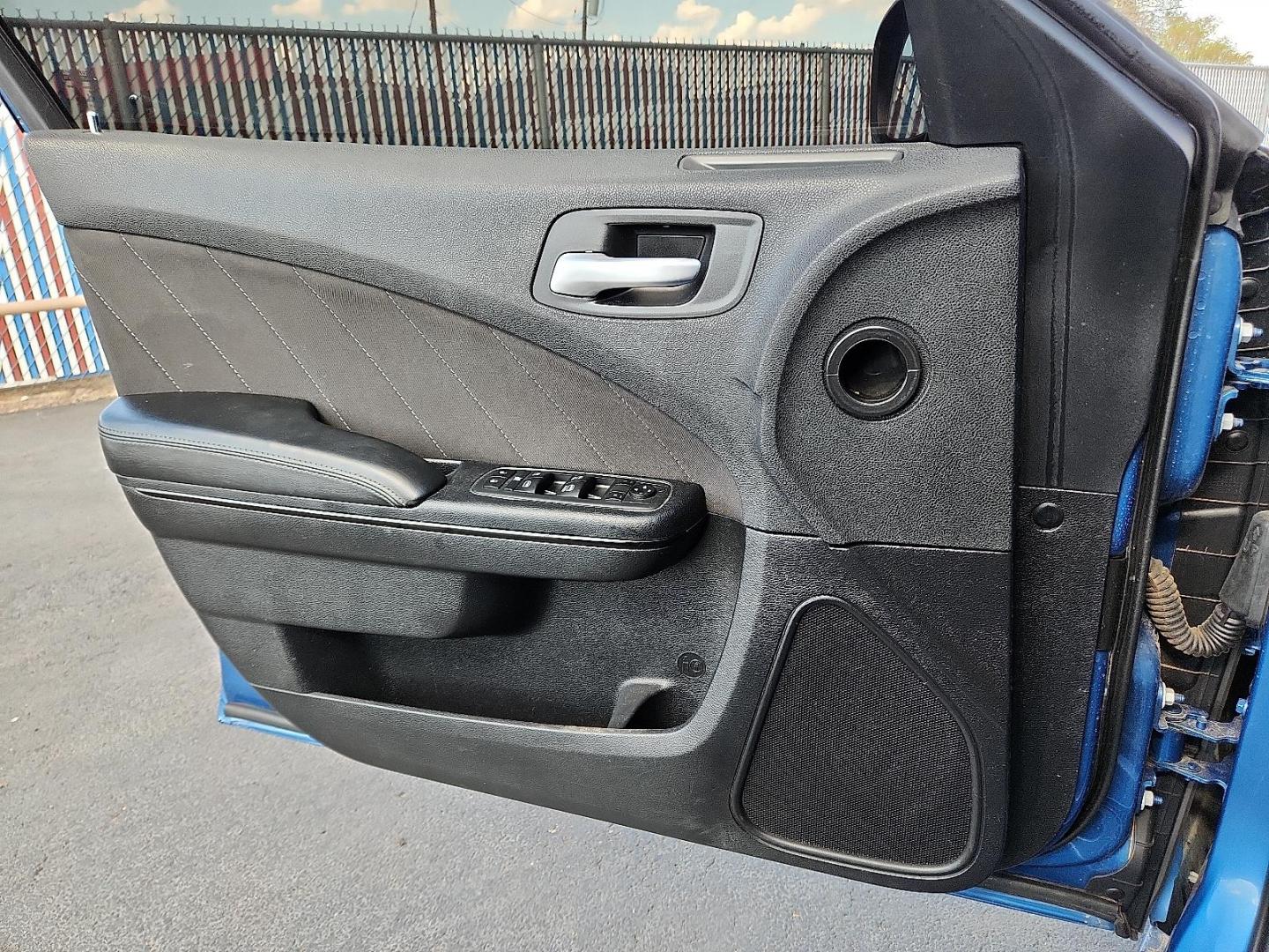 2020 BLUE Dodge Charger SXT RWD (2C3CDXBG0LH) with an Pentastar 3.6L V-6 DOHC, variable valve control, regular unleaded, engine with 292HP engine, located at 4110 Avenue Q, Lubbock, 79412, 33.556553, -101.855820 - 09/02/2025 KEY IN ENVELOPE GOD - Photo#6
