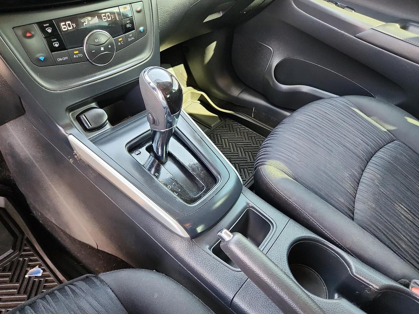 2019 Gun Metallic - KAD /Charcoal - G Nissan Sentra SV (3N1AB7AP4KY) with an 1.8L I-4 DOHC, variable valve control, regular unleaded, engine with 124HP engine, located at 4110 Avenue Q, Lubbock, 79412, 33.556553, -101.855820 - Photo#11
