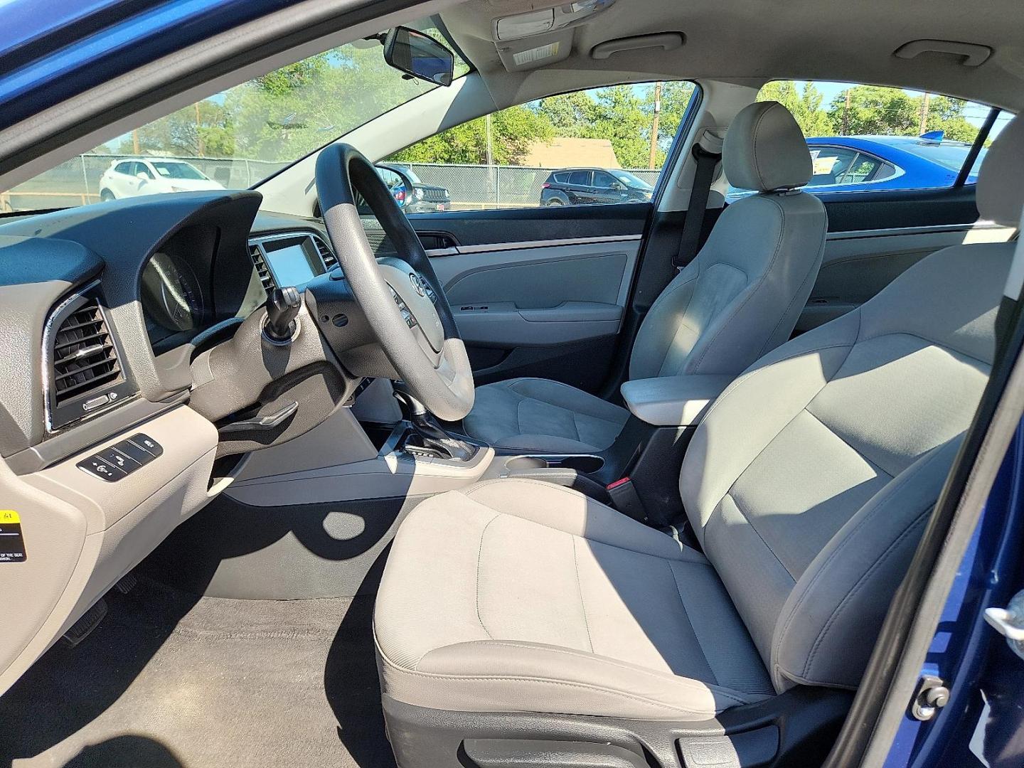 2018 BLUE Hyundai Elantra SEL (5NPD84LF5JH) with an Nu 2L I-4 DOHC, D-CVVT variable valve control, regular unleaded, engine with 147HP engine, located at 4110 Avenue Q, Lubbock, 79412, 33.556553, -101.855820 - Photo#6