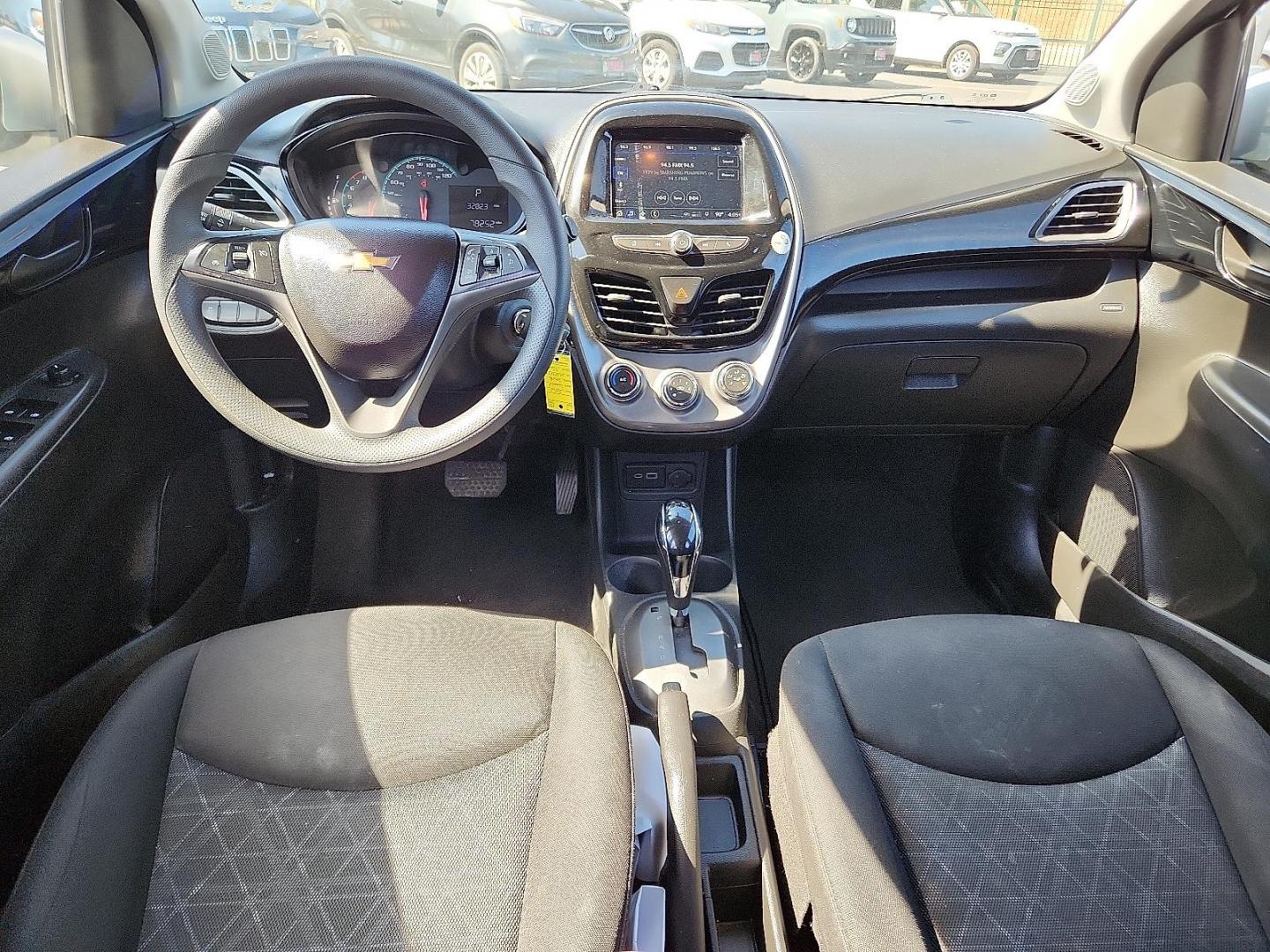 2020 SILVER Chevrolet Spark FWD 1LT Automatic (KL8CD6SA8LC) with an 1.4L I-4 DOHC, variable valve control, regular unleaded, engine with 98HP engine, located at 4110 Avenue Q, Lubbock, 79412, 33.556553, -101.855820 - 09/02/2025 KEY IN ENVELOPE GOD - Photo#5