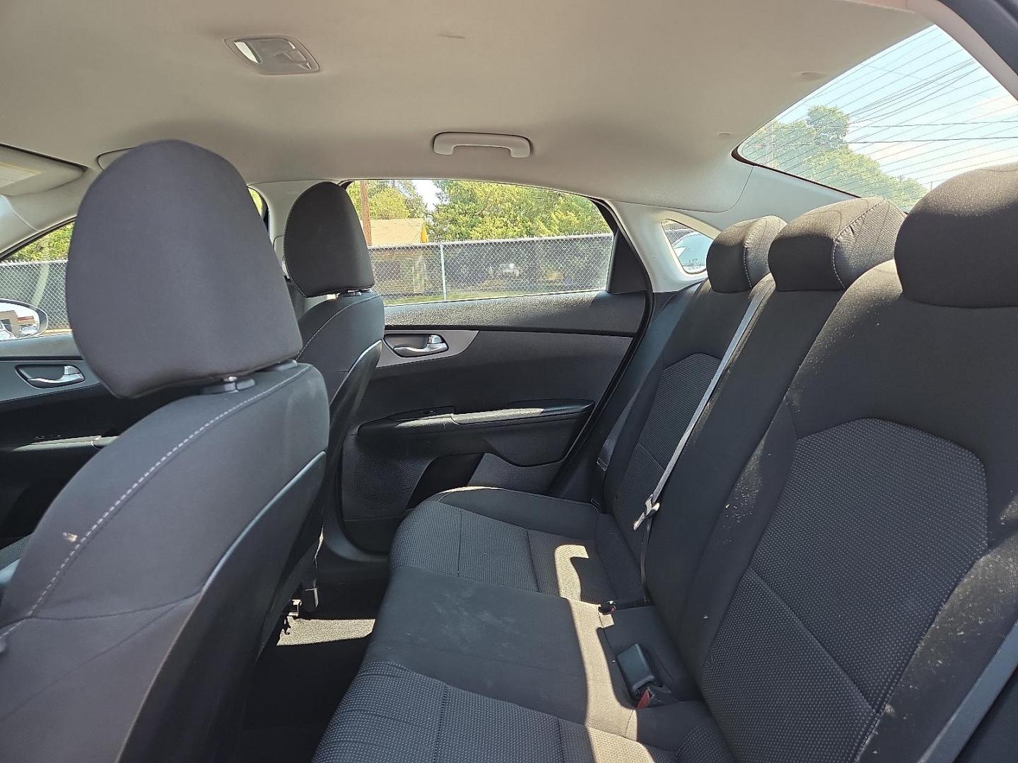 2019 Deep Sea Blue - B2R /Black - WK Kia Forte LXS (3KPF24AD5KE) with an 2L I-4 DOHC, D-CVVT variable valve control, regular unleaded, engine with 147HP engine, located at 4110 Avenue Q, Lubbock, 79412, 33.556553, -101.855820 - 09/10/2025 KEY IN ENVELOPE GOD - Photo#6