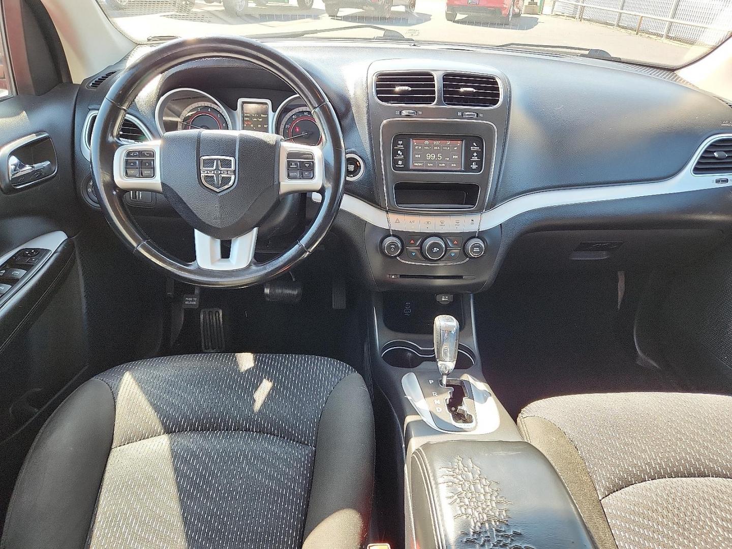 2020 RED Dodge Journey SE Value (3C4PDCAB4LT) with an Tigershark MultiAir 2.4L I-4 DOHC, VVT variable valve control, regular unleaded, engine with 173HP engine, located at 4110 Avenue Q, Lubbock, 79412, 33.556553, -101.855820 - 09/05/2025 KEY IN ENVELOPE GOD - Photo#5