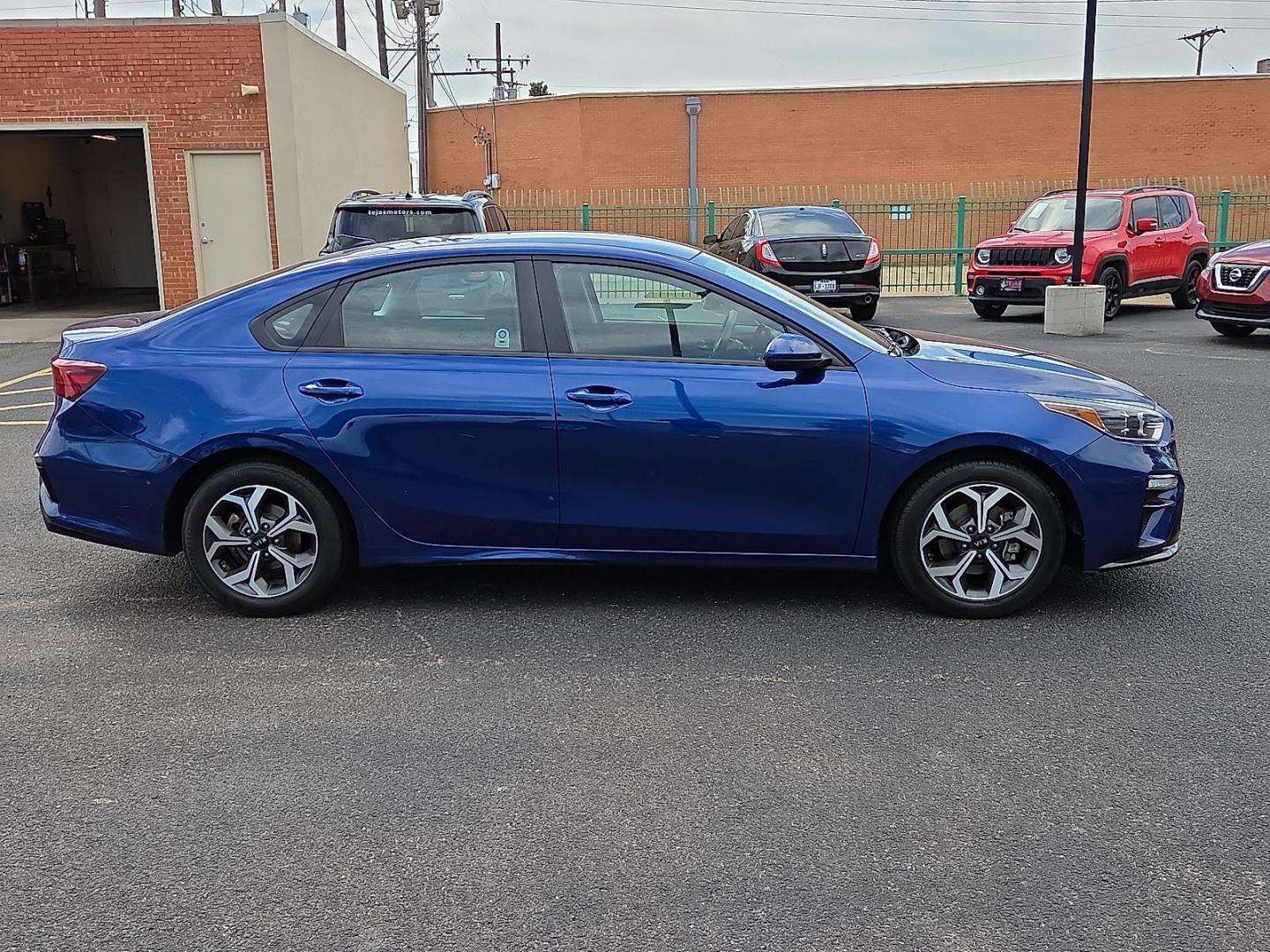 2021 Deep Sea Blue - B2R /Black - WK Kia Forte LXS (3KPF24AD0ME) with an 2L I-4 DOHC, D-CVVT variable valve control, regular unleaded, engine with 147HP engine, located at 4110 Avenue Q, Lubbock, 79412, 33.556553, -101.855820 - 09/06/2025 key in envelope god - Photo#1