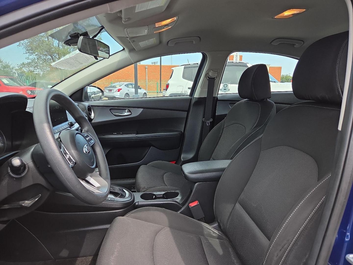 2021 Deep Sea Blue - B2R /Black - WK Kia Forte LXS (3KPF24AD0ME) with an 2L I-4 DOHC, D-CVVT variable valve control, regular unleaded, engine with 147HP engine, located at 4110 Avenue Q, Lubbock, 79412, 33.556553, -101.855820 - 09/06/2025 key in envelope god - Photo#9