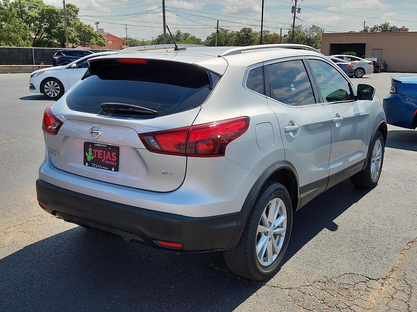 2017 SILVER Nissan Rogue Sport SV (JN1BJ1CP0HW) with an 2L I-4 gasoline direct injection, DOHC, CVTC variable valve control, regular unleaded, engine with 141HP engine, located at 4110 Avenue Q, Lubbock, 79412, 33.556553, -101.855820 - 09/12/2025 KEY IN ENVELOPE GOD - Photo#1