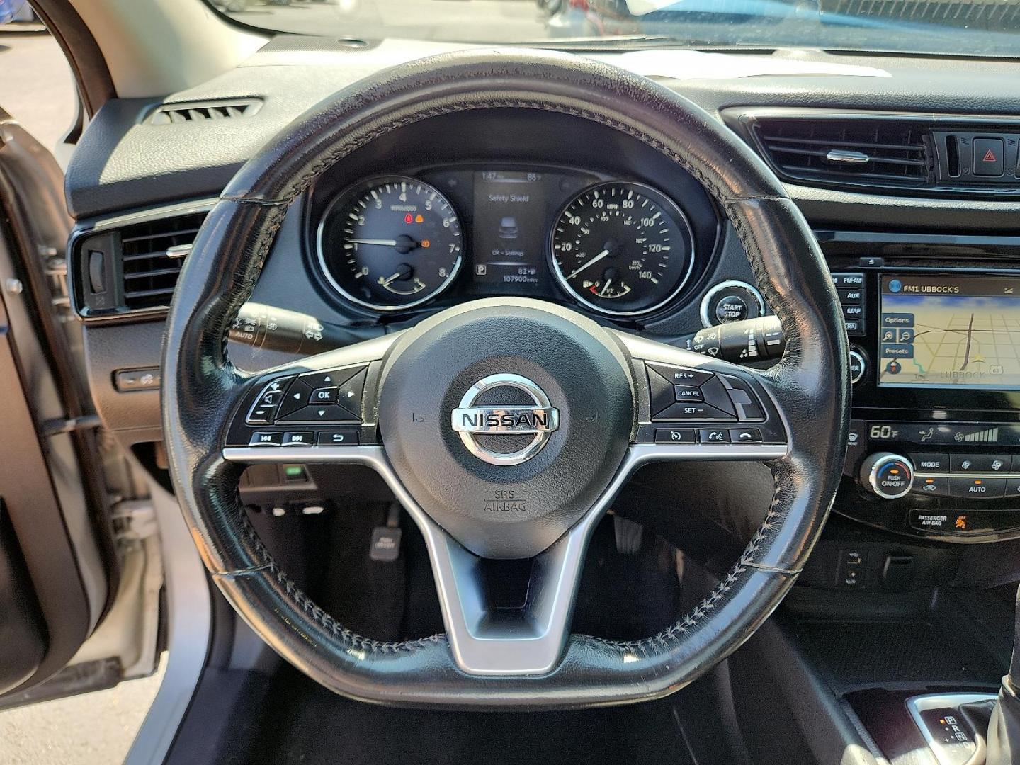 2017 SILVER Nissan Rogue Sport SV (JN1BJ1CP0HW) with an 2L I-4 gasoline direct injection, DOHC, CVTC variable valve control, regular unleaded, engine with 141HP engine, located at 4110 Avenue Q, Lubbock, 79412, 33.556553, -101.855820 - 09/12/2025 KEY IN ENVELOPE GOD - Photo#10