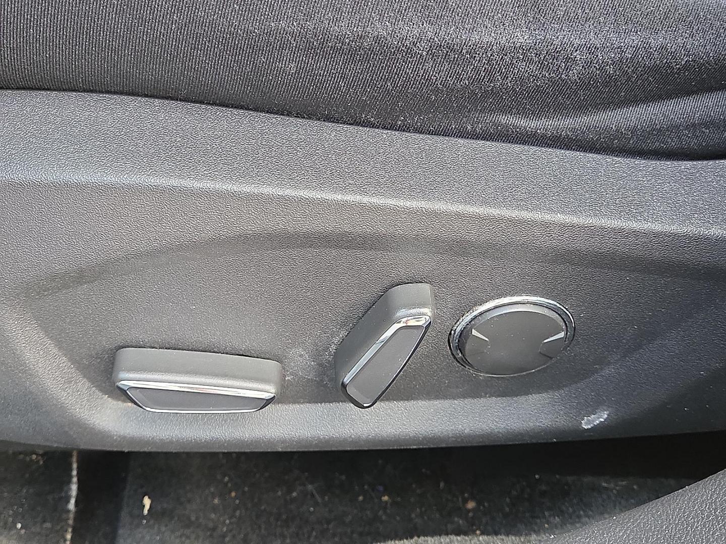 2016 Shadow Black - G1 /Ebony - AW Ford Fusion SE (3FA6P0H74GR) with an Duratec 2.5L I-4 DOHC, iVCT variable valve control, regular unleaded, engine with 175HP engine, located at 4110 Avenue Q, Lubbock, 79412, 33.556553, -101.855820 - 09/13/2025 KEY IN ENVELOPE GOD - Photo#8