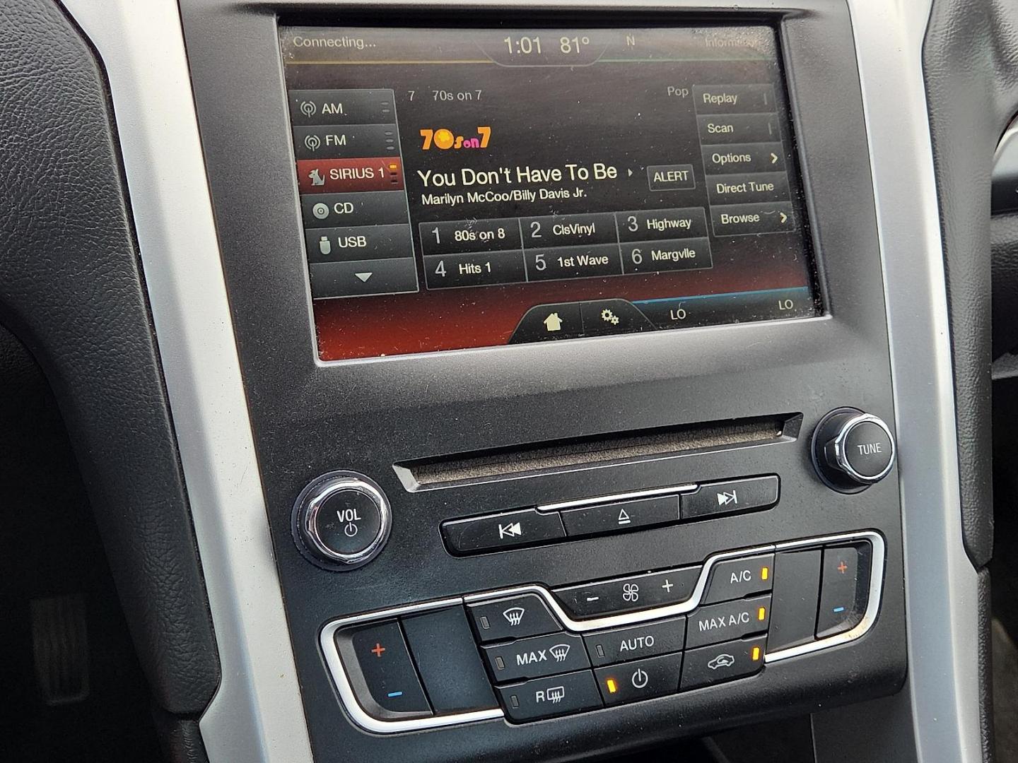 2016 Shadow Black - G1 /Ebony - AW Ford Fusion SE (3FA6P0H74GR) with an Duratec 2.5L I-4 DOHC, iVCT variable valve control, regular unleaded, engine with 175HP engine, located at 4110 Avenue Q, Lubbock, 79412, 33.556553, -101.855820 - 09/13/2025 KEY IN ENVELOPE GOD - Photo#11