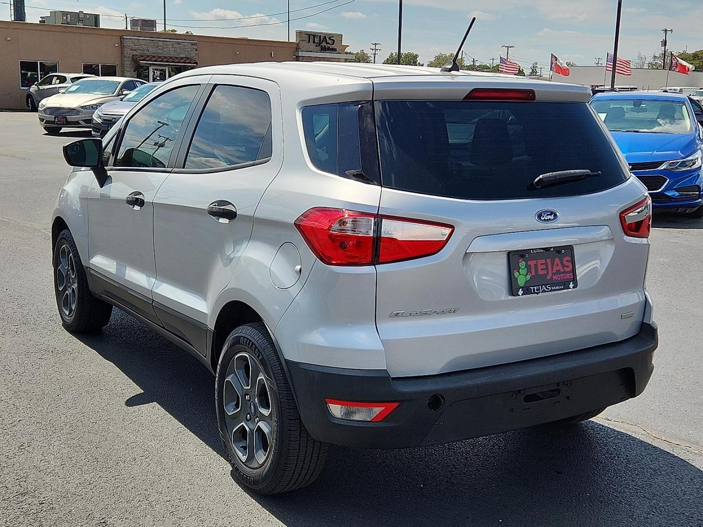 2018 SILVER Ford EcoSport S (MAJ3P1RE2JC) with an EcoBoost 1L I-3 gasoline direct injection, DOHC, variable valve control, intercooled turbo, regular unleaded, engine with 123HP engine, located at 4110 Avenue Q, Lubbock, 79412, 33.556553, -101.855820 - 09/12/2025 KEY IN ENVELOPE GOD - Photo#2