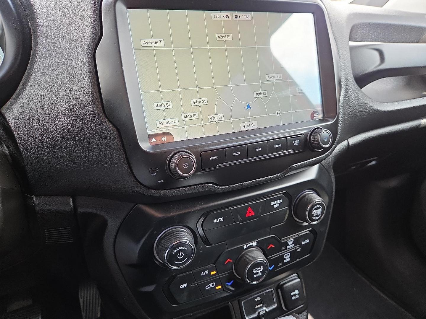 2020 Colorado Red Clearcoat - PRX /Black - X9 Jeep Renegade Altitude FWD (ZACNJABB1LP) with an Tigershark MultiAir 2.4L I-4 variable valve control, regular unleaded, engine with 180HP engine, located at 4110 Avenue Q, Lubbock, 79412, 33.556553, -101.855820 - Photo#11