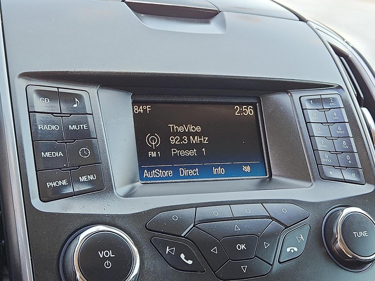 2017 SILVER Ford Edge SE (2FMPK4G97HB) with an EcoBoost 2L I-4 gasoline direct injection, DOHC, variable valve control, intercooled turbo, premium unleaded, engine with 245HP engine, located at 4110 Avenue Q, Lubbock, 79412, 33.556553, -101.855820 - Photo#8