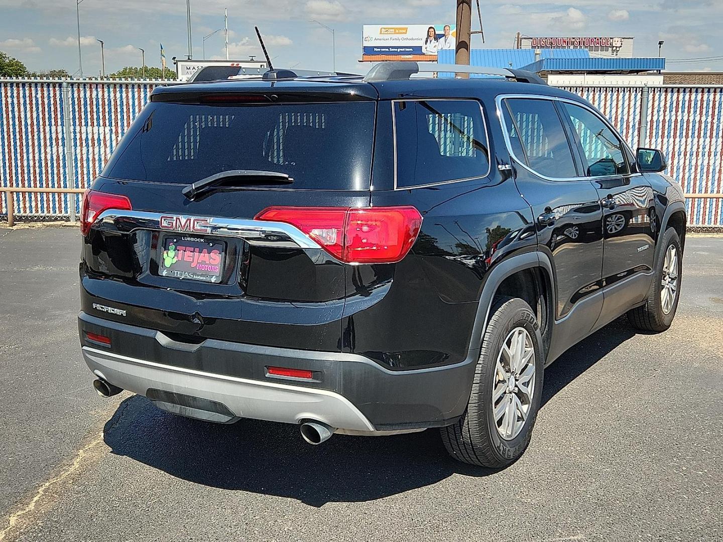 2019 Ebony Twilight Metallic - GB8 /Jet Black - H1T GMC Acadia SLE-2 (1GKKNLLS5KZ) with an 3.6L V-6 gasoline direct injection, DOHC, VVT variable valve control, regular unleaded, engine with cylinder deactivation and 310HP engine, located at 4110 Avenue Q, Lubbock, 79412, 33.556553, -101.855820 - Photo#1