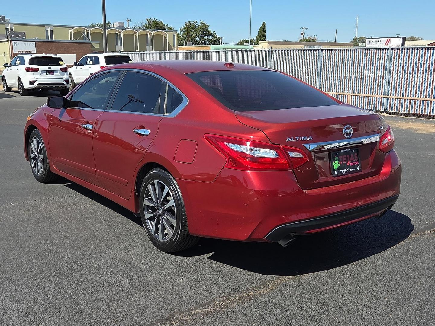 2016 Java Metallic - CAJ /Charcoal - G Nissan Altima 2.5 SV (1N4AL3AP8GC) with an 2.5L I-4 DOHC, variable valve control, regular unleaded, engine with 182HP engine, located at 4110 Avenue Q, Lubbock, 79412, 33.556553, -101.855820 - Photo#3