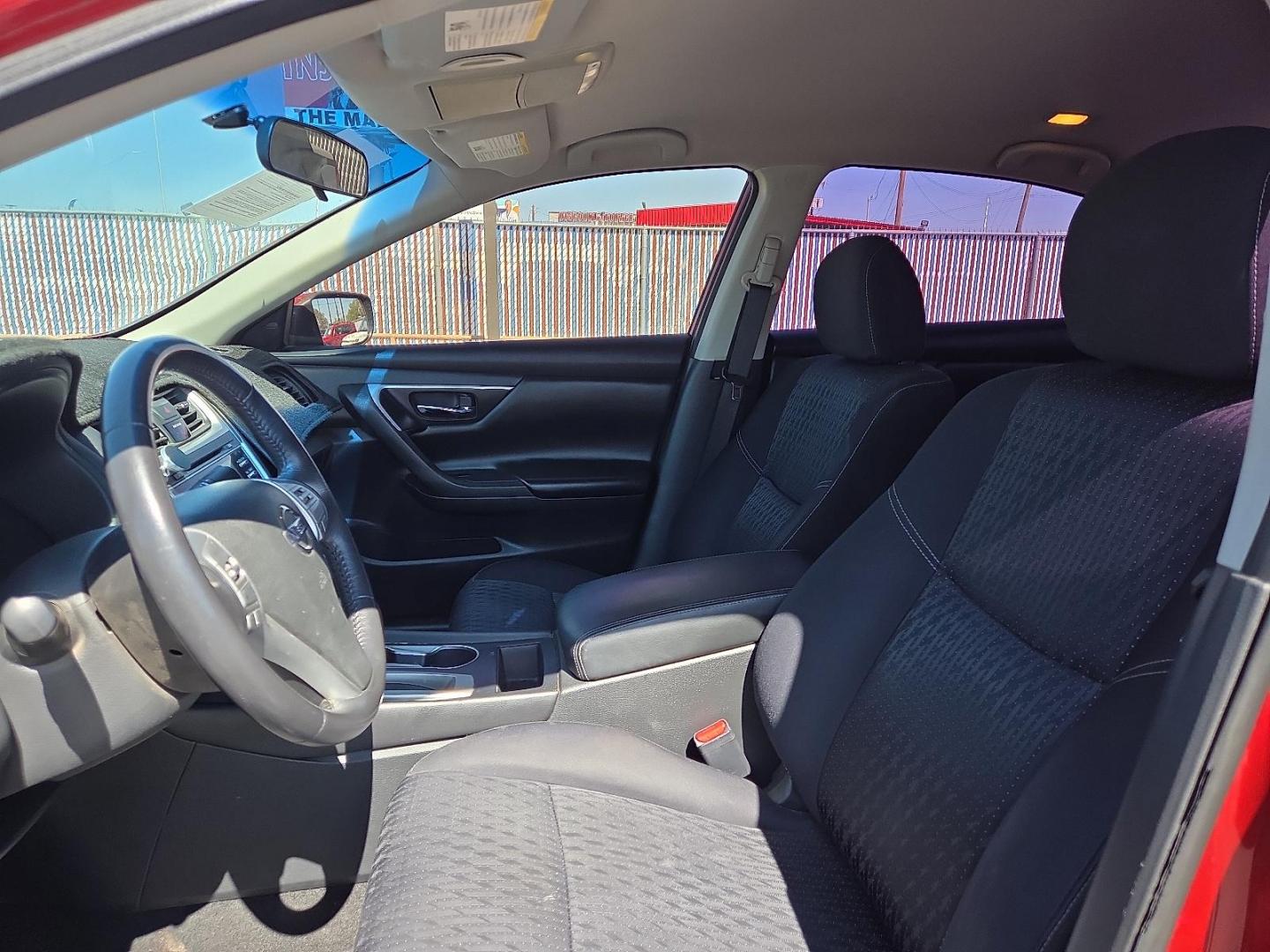 2016 Java Metallic - CAJ /Charcoal - G Nissan Altima 2.5 SV (1N4AL3AP8GC) with an 2.5L I-4 DOHC, variable valve control, regular unleaded, engine with 182HP engine, located at 4110 Avenue Q, Lubbock, 79412, 33.556553, -101.855820 - Photo#9