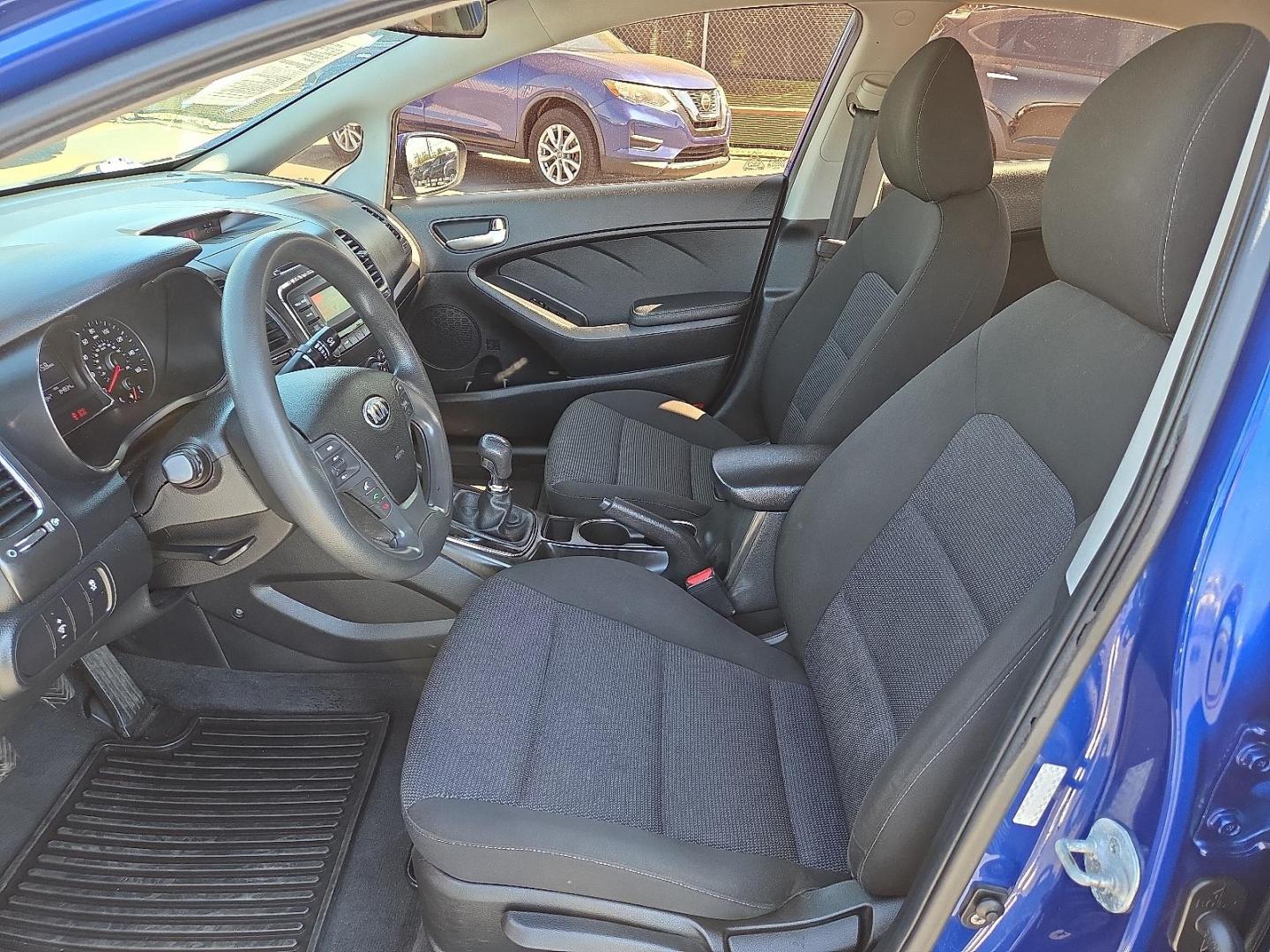 2017 Deep Sea Blue - B2R /Black - WK Kia Forte LX (3KPFK4A70HE) with an 2L I-4 DOHC, D-CVVT variable valve control, regular unleaded, engine with 147HP engine, located at 4110 Avenue Q, Lubbock, 79412, 33.556553, -101.855820 - Photo#8