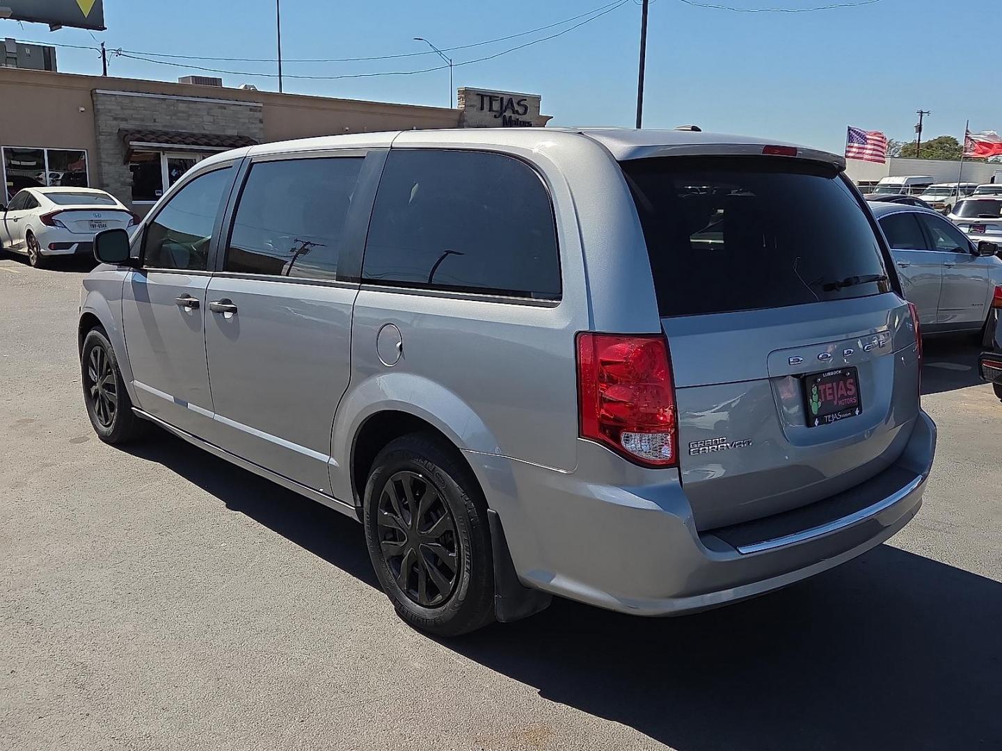 2019 Billet Clearcoat - PSC /Black - X9 Dodge Grand Caravan SE (2C4RDGBG5KR) with an Pentastar 3.6L V-6 DOHC, VVT variable valve control, regular unleaded, engine with 283HP engine, located at 4110 Avenue Q, Lubbock, 79412, 33.556553, -101.855820 - Photo#3