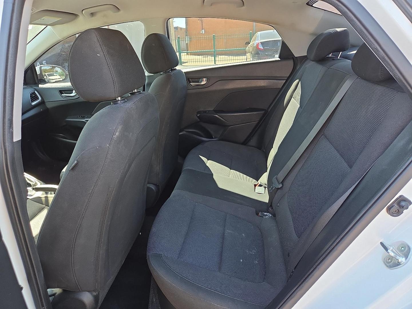 2021 Frost White Pearl - SWP /Black - TRY Hyundai Accent SE (3KPC24A66ME) with an Smartstream 1.6L I-4 port/direct injection, DOHC, CVVT variable valve control, regular unleaded, engine with 120HP engine, located at 4110 Avenue Q, Lubbock, 79412, 33.556553, -101.855820 - Photo#6