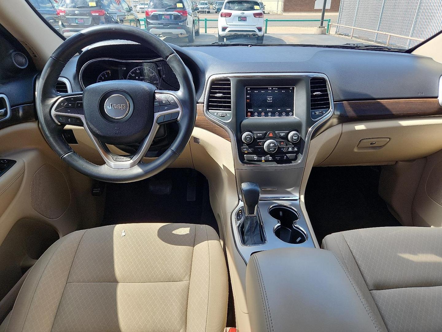 2018 BLACK Jeep Grand Cherokee Laredo 4x4 (1C4RJFAG2JC) with an Pentastar 3.6L V-6 DOHC, variable valve control, regular unleaded, engine with 293HP engine, located at 4110 Avenue Q, Lubbock, 79412, 33.556553, -101.855820 - 10/07/2025 KEY IN ENVELOPE GOD - Photo#5