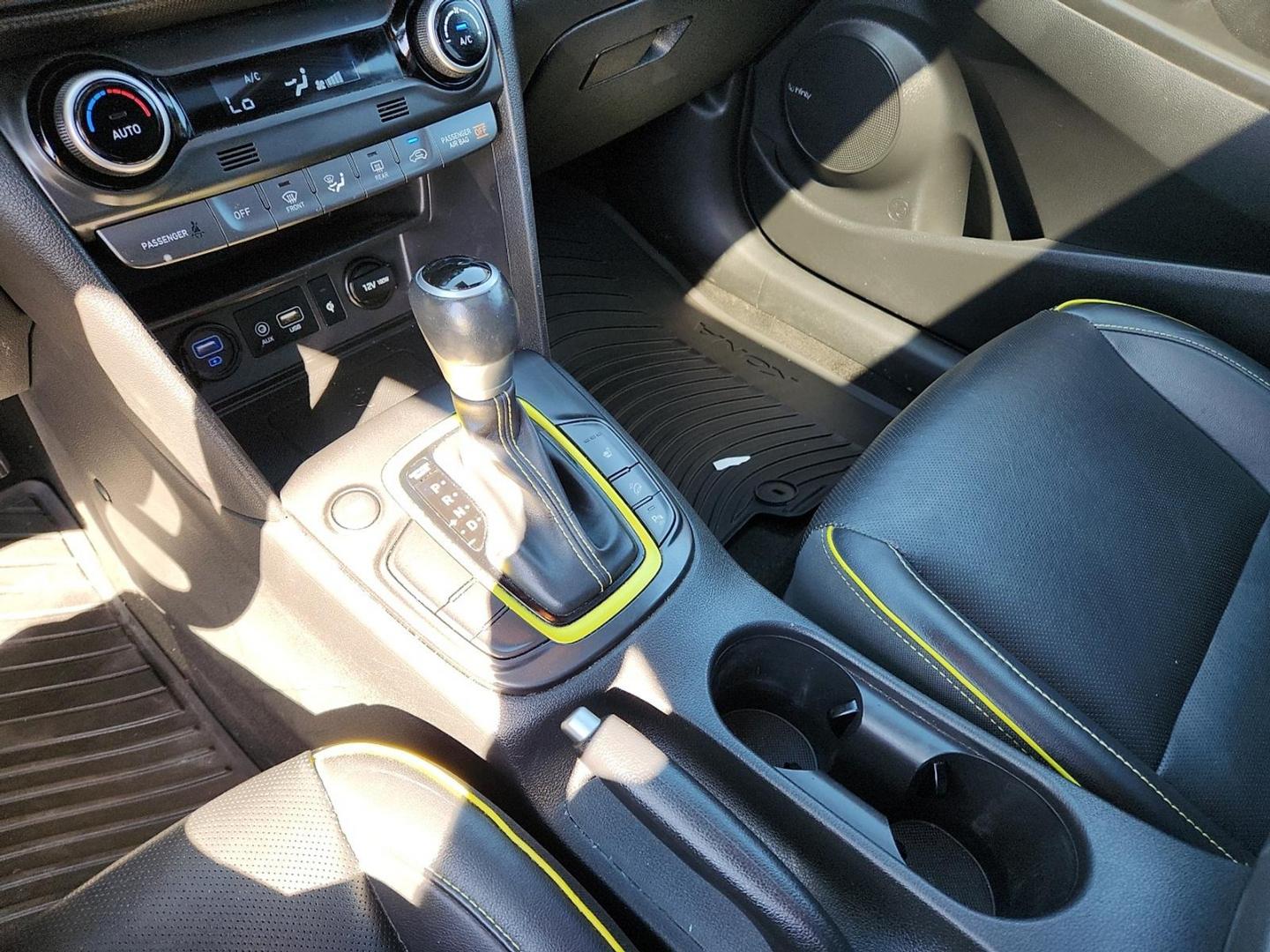 2020 GREEN Hyundai Kona Ultimate (KM8K53A5XLU) with an Gamma 1.6L I-4 gasoline direct injection, DOHC, variable valve control, intercooled turbo, regular unleaded, engine with 175HP engine, located at 4110 Avenue Q, Lubbock, 79412, 33.556553, -101.855820 - Photo#11