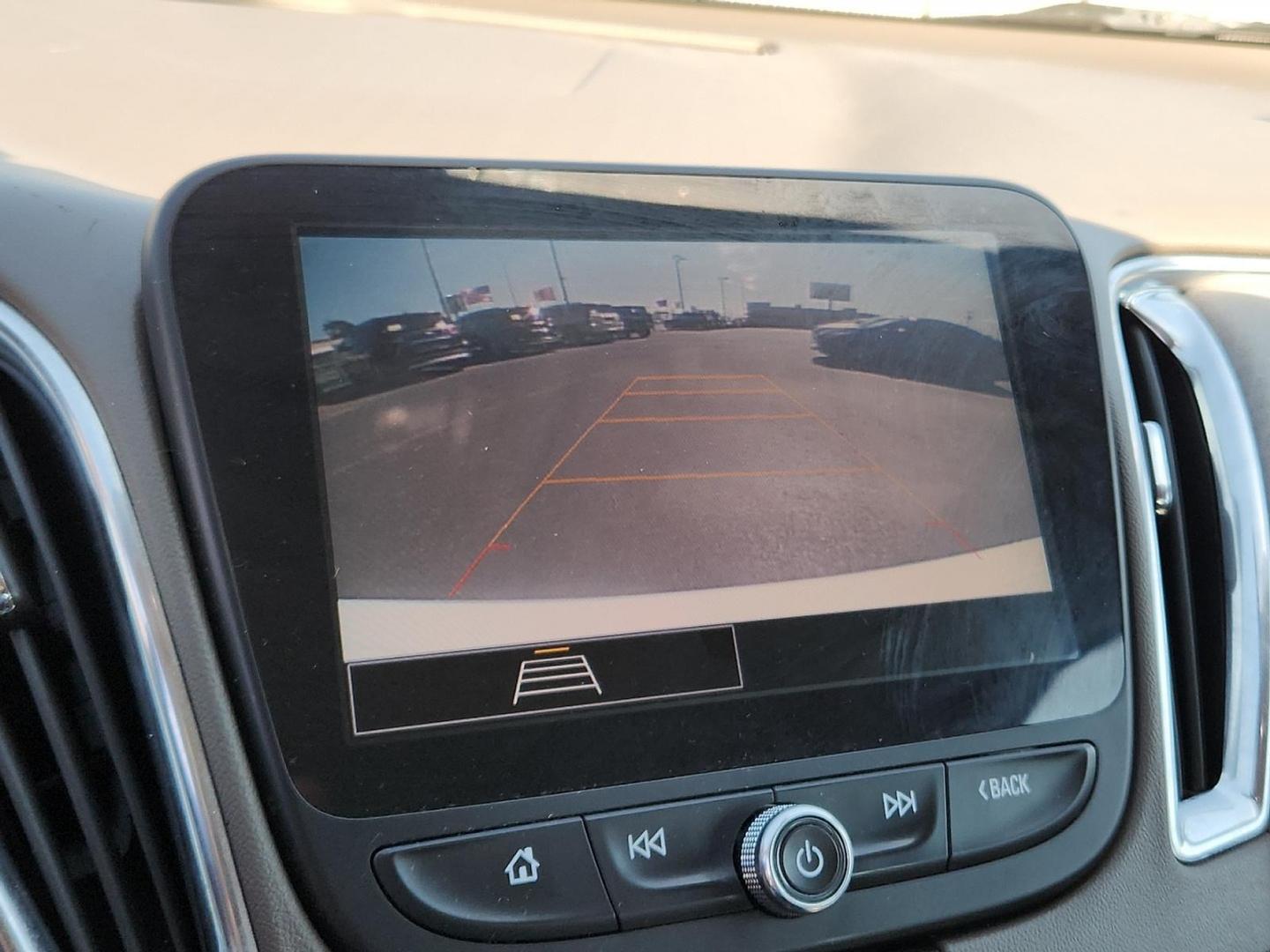 2021 WHITE Chevrolet Malibu FWD LT (1G1ZD5ST5MF) with an ECOTEC 1.5L I-4 gasoline direct injection, DOHC, VVT variable valve control, intercooled turbo, regular unleaded, engine with 160HP engine, located at 4110 Avenue Q, Lubbock, 79412, 33.556553, -101.855820 - Photo#9