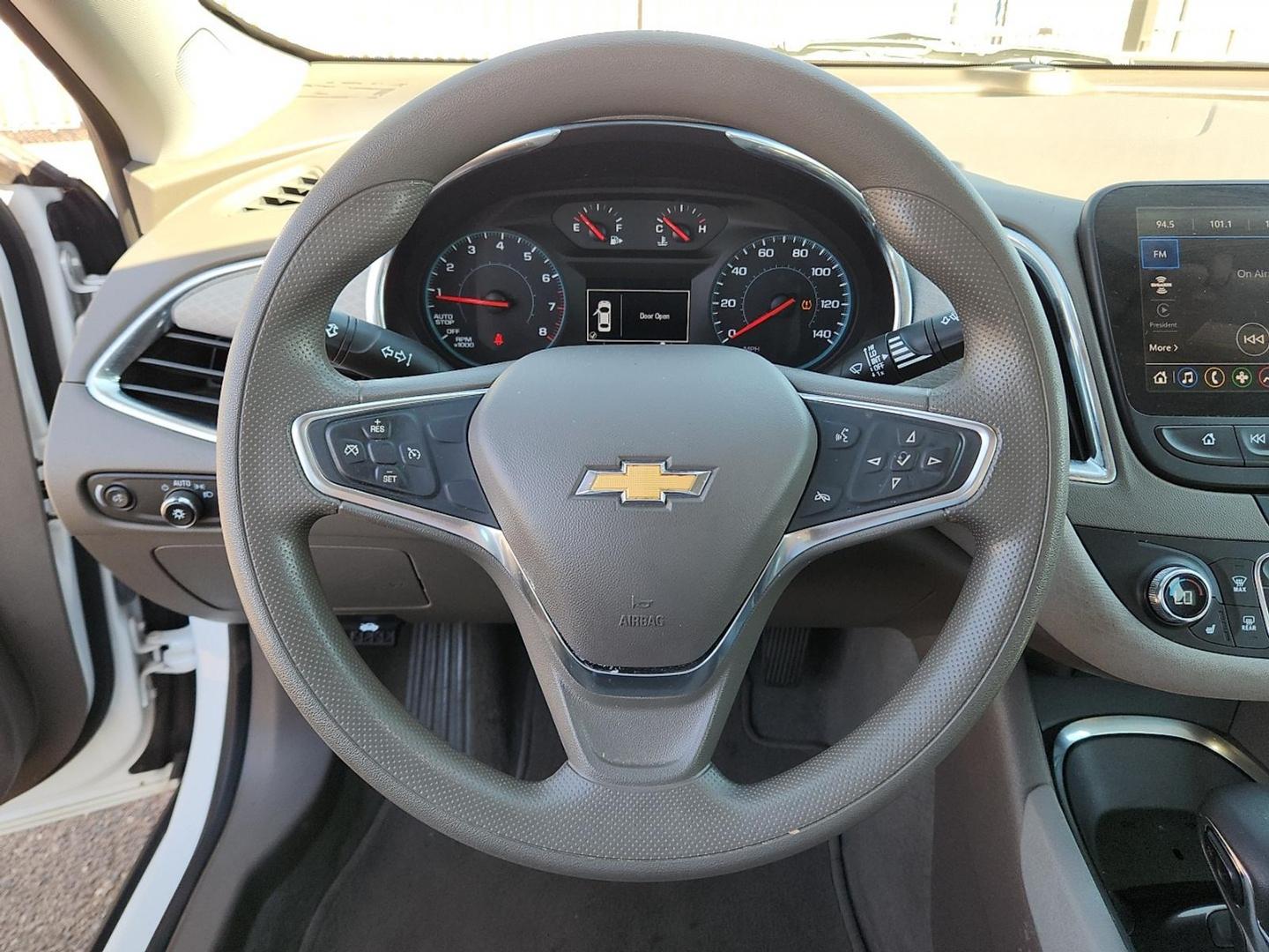 2021 WHITE Chevrolet Malibu FWD LT (1G1ZD5ST5MF) with an ECOTEC 1.5L I-4 gasoline direct injection, DOHC, VVT variable valve control, intercooled turbo, regular unleaded, engine with 160HP engine, located at 4110 Avenue Q, Lubbock, 79412, 33.556553, -101.855820 - Photo#12