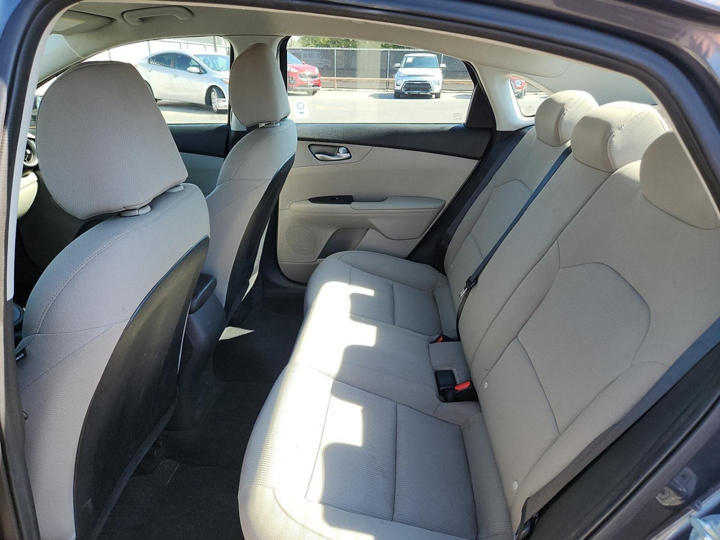 2020 GRAY Kia Forte LXS (3KPF24AD6LE) with an 2L I-4 DOHC, D-CVVT variable valve control, regular unleaded, engine with 147HP engine, located at 4110 Avenue Q, Lubbock, 79412, 33.556553, -101.855820 - 10/17/2025 KEY IN ENVELOPE GOD - Photo#4