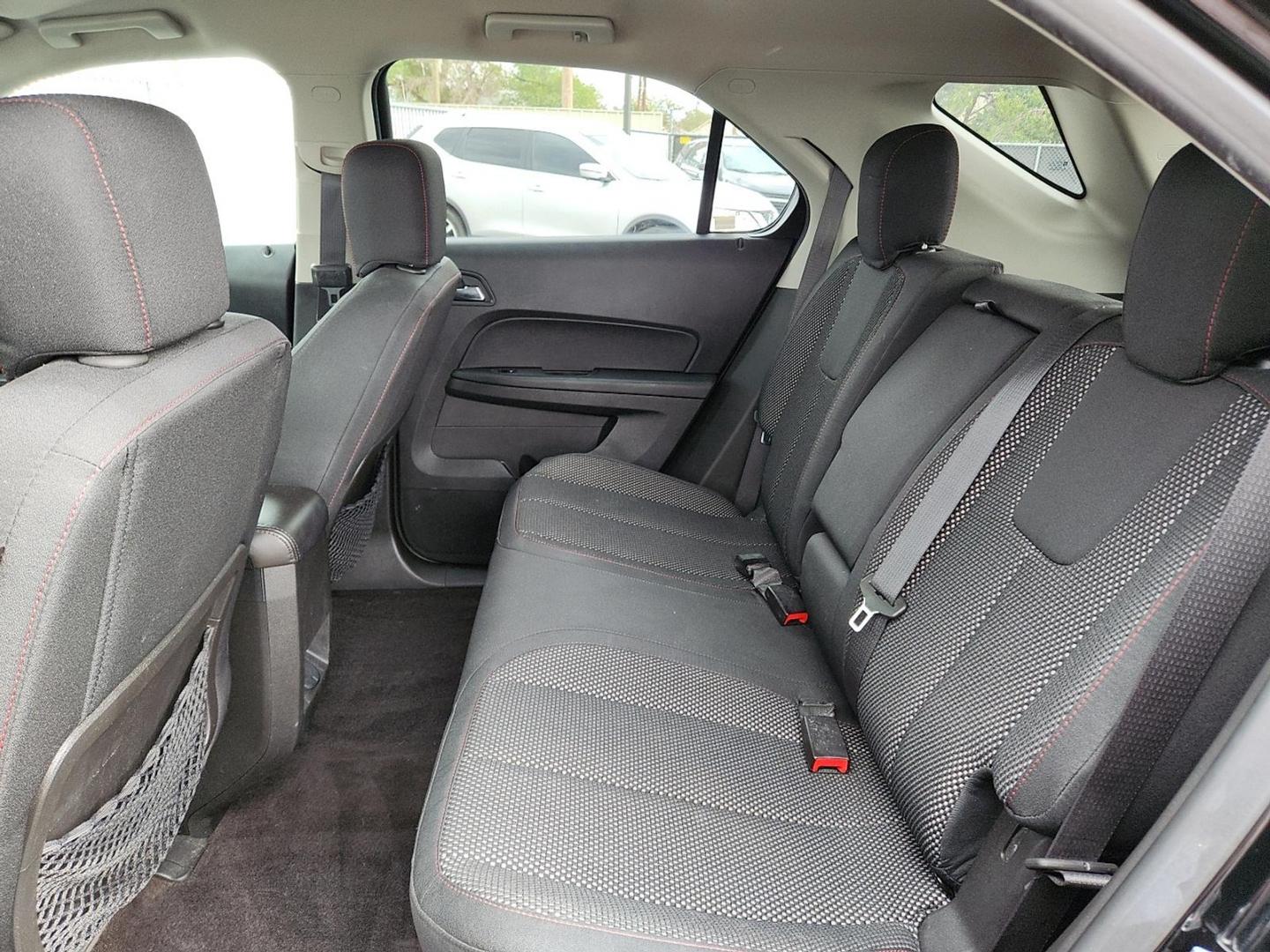 2016 Black Chevrolet Equinox LT (2GNFLFE34G6) with an 3.6L V-6 gasoline direct injection, DOHC, variable valve control, regular unleaded, engine with 301HP engine, located at 4110 Avenue Q, Lubbock, 79412, 33.556553, -101.855820 - 10/28/2025 KEY IN ENVELOPE GOD - Photo#4