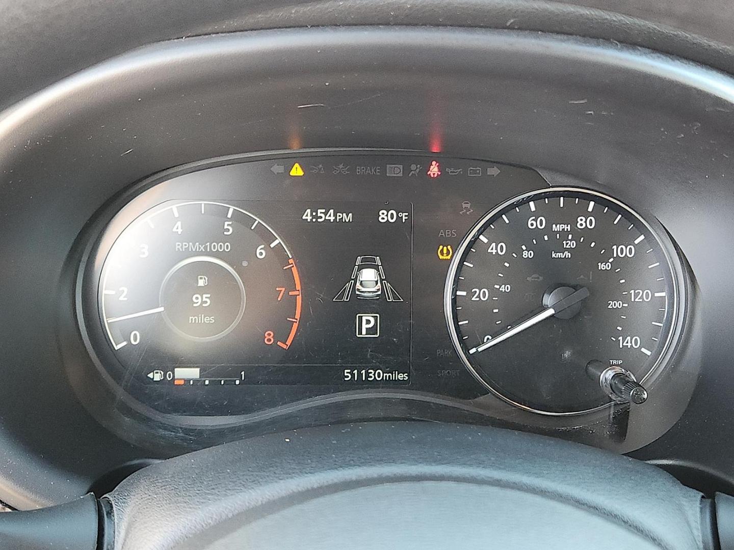 2024 GRAY Nissan Kicks SV Xtronic CVT (3N1CP5CV3RL) with an 1.6L I-4 DOHC, CVTCS variable valve control, regular unleaded, engine with 122HP engine, located at 4110 Avenue Q, Lubbock, 79412, 33.556553, -101.855820 - 11/04/2025 KEY IN ENVELOPE GOD - Photo#9