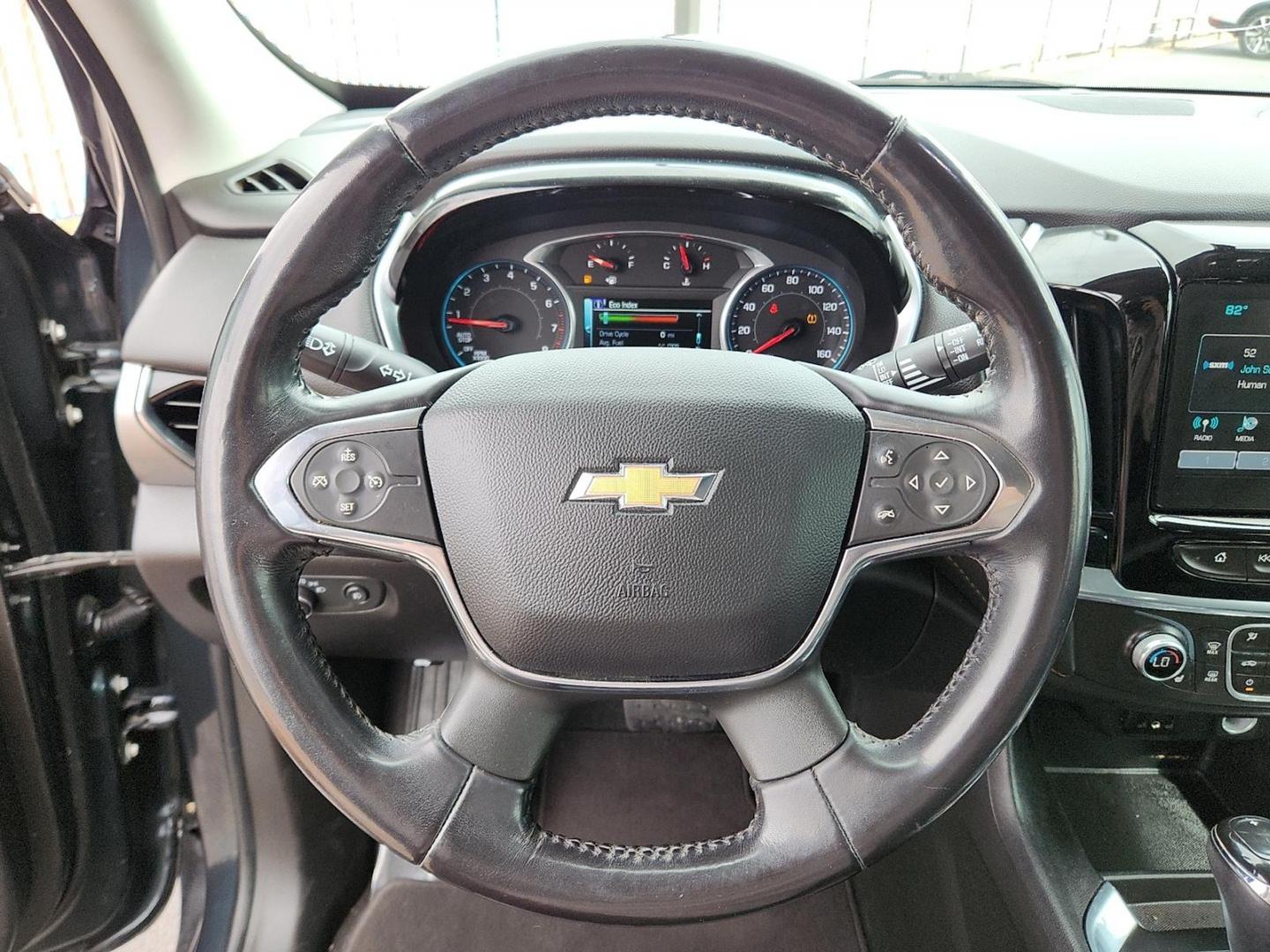 2018 GRAY /Jet Black - H0U Chevrolet Traverse 1LT (1GNERGKW0JJ) with an 3.6L V-6 gasoline direct injection, DOHC, VVT variable valve control, regular unleaded, eng9ine with 310HP engine, located at 4110 Avenue Q, Lubbock, 79412, 33.556553, -101.855820 - Photo#10