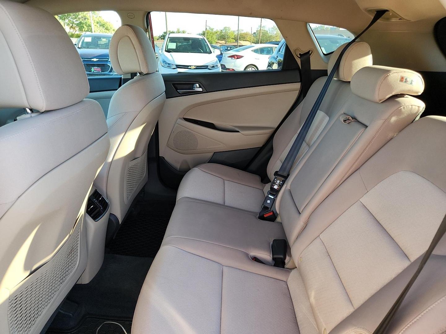 2017 RED Hyundai Tucson Sport (KM8J33A21HU) with an 1.6L I-4 gasoline direct injection, DOHC, D-CVVT variable valve control, intercooled turbo, regular unleaded, engine with 175HP engine, located at 4110 Avenue Q, Lubbock, 79412, 33.556553, -101.855820 - 11/06/2025 KEY IN ENVELOPE GOD - Photo#4