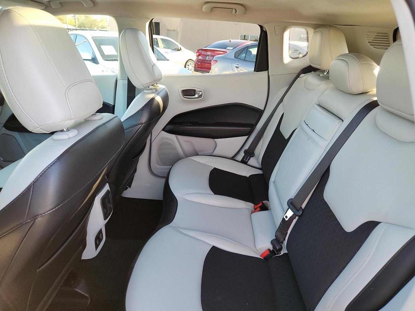 2019 SILVER Jeep Compass Sun and Wheel FWD (3C4NJCBB1KT) with an 2.4L I-4 variable valve control, regular unleaded, engine with 180HP engine, located at 4110 Avenue Q, Lubbock, 79412, 33.556553, -101.855820 - Photo#4