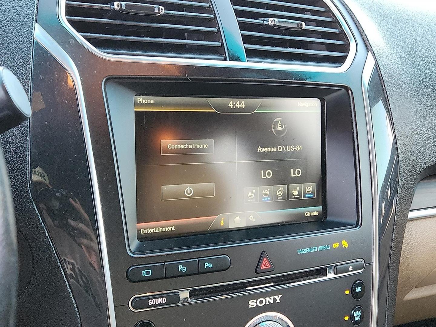 2016 RED Ford Explorer Limited (1FM5K7FH7GG) with an EcoBoost 2.3L I-4 gasoline direct injection, DOHC, variable valve control, intercooled turbo, premium unleaded, engine with 280HP engine, located at 4110 Avenue Q, Lubbock, 79412, 33.556553, -101.855820 - Photo#8