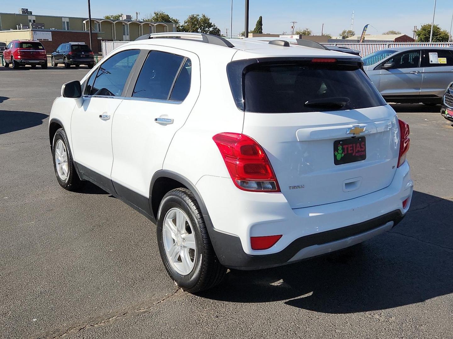 2017 WHITE Chevrolet Trax LT (KL7CJLSB4HB) with an Ecotec 1.4L I-4 DOHC, variable valve control, intercooled turbo, regular unleaded, engine with 138HP engine, located at 4110 Avenue Q, Lubbock, 79412, 33.556553, -101.855820 - 11/04/2025 KEY IN ENVELOPE GOD - Photo#2