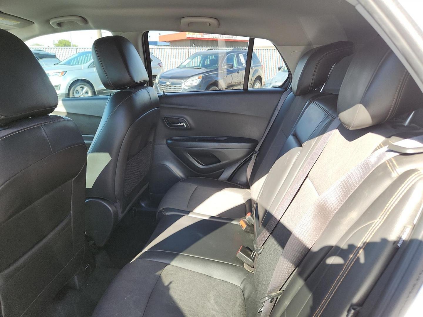 2017 WHITE Chevrolet Trax LT (KL7CJLSB4HB) with an Ecotec 1.4L I-4 DOHC, variable valve control, intercooled turbo, regular unleaded, engine with 138HP engine, located at 4110 Avenue Q, Lubbock, 79412, 33.556553, -101.855820 - 11/04/2025 KEY IN ENVELOPE GOD - Photo#4