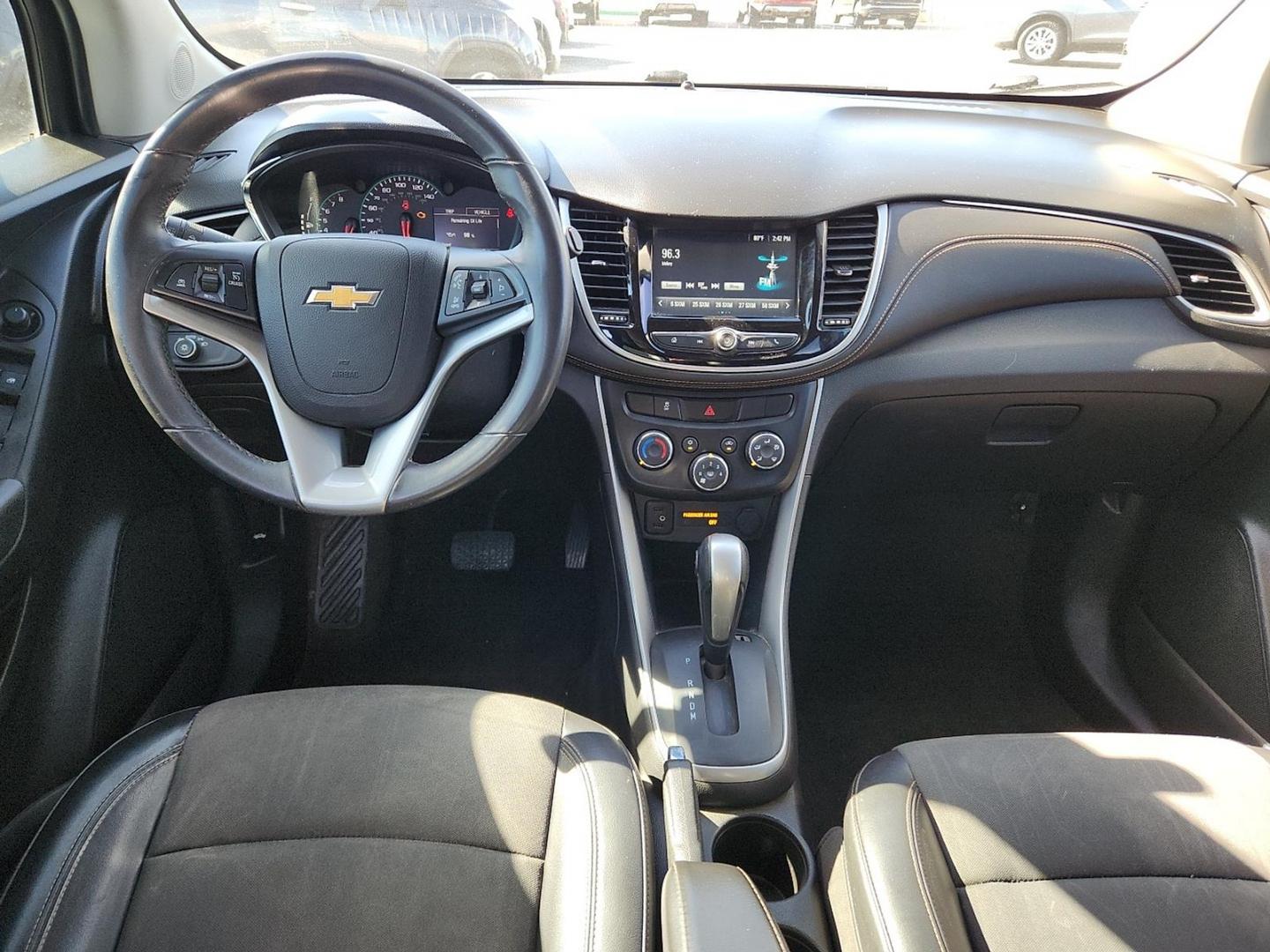 2017 WHITE Chevrolet Trax LT (KL7CJLSB4HB) with an Ecotec 1.4L I-4 DOHC, variable valve control, intercooled turbo, regular unleaded, engine with 138HP engine, located at 4110 Avenue Q, Lubbock, 79412, 33.556553, -101.855820 - 11/04/2025 KEY IN ENVELOPE GOD - Photo#5