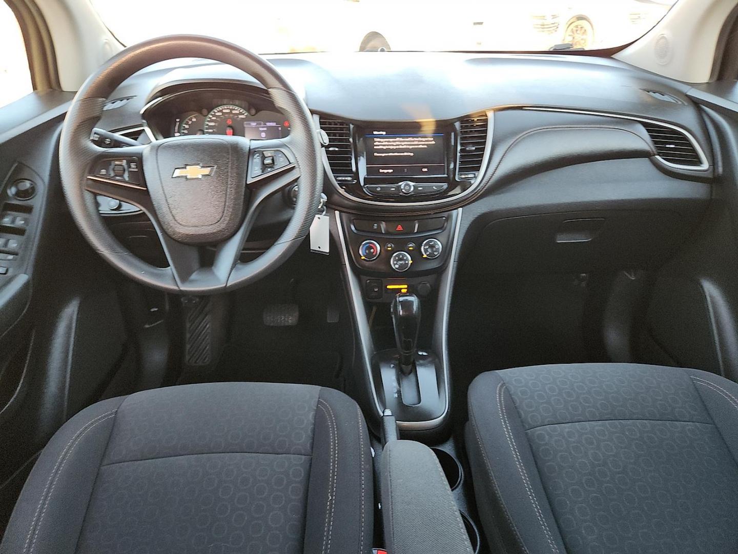 2020 GRAY Chevrolet Trax FWD LS (3GNCJKSB9LL) with an ECOTEC 1.4L I-4 DOHC, variable valve control, intercooled turbo, regular unleaded, engine with 138HP engine, located at 4110 Avenue Q, Lubbock, 79412, 33.556553, -101.855820 - 11/11/2025 KEY IN ENVELOPE GOD - Photo#5