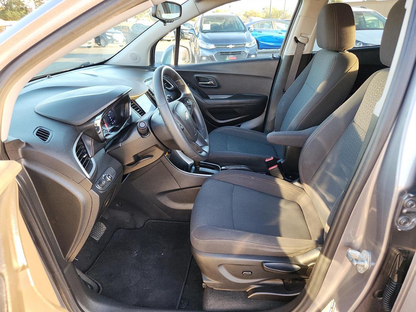 2020 GRAY Chevrolet Trax FWD LS (3GNCJKSB9LL) with an ECOTEC 1.4L I-4 DOHC, variable valve control, intercooled turbo, regular unleaded, engine with 138HP engine, located at 4110 Avenue Q, Lubbock, 79412, 33.556553, -101.855820 - 11/11/2025 KEY IN ENVELOPE GOD - Photo#6