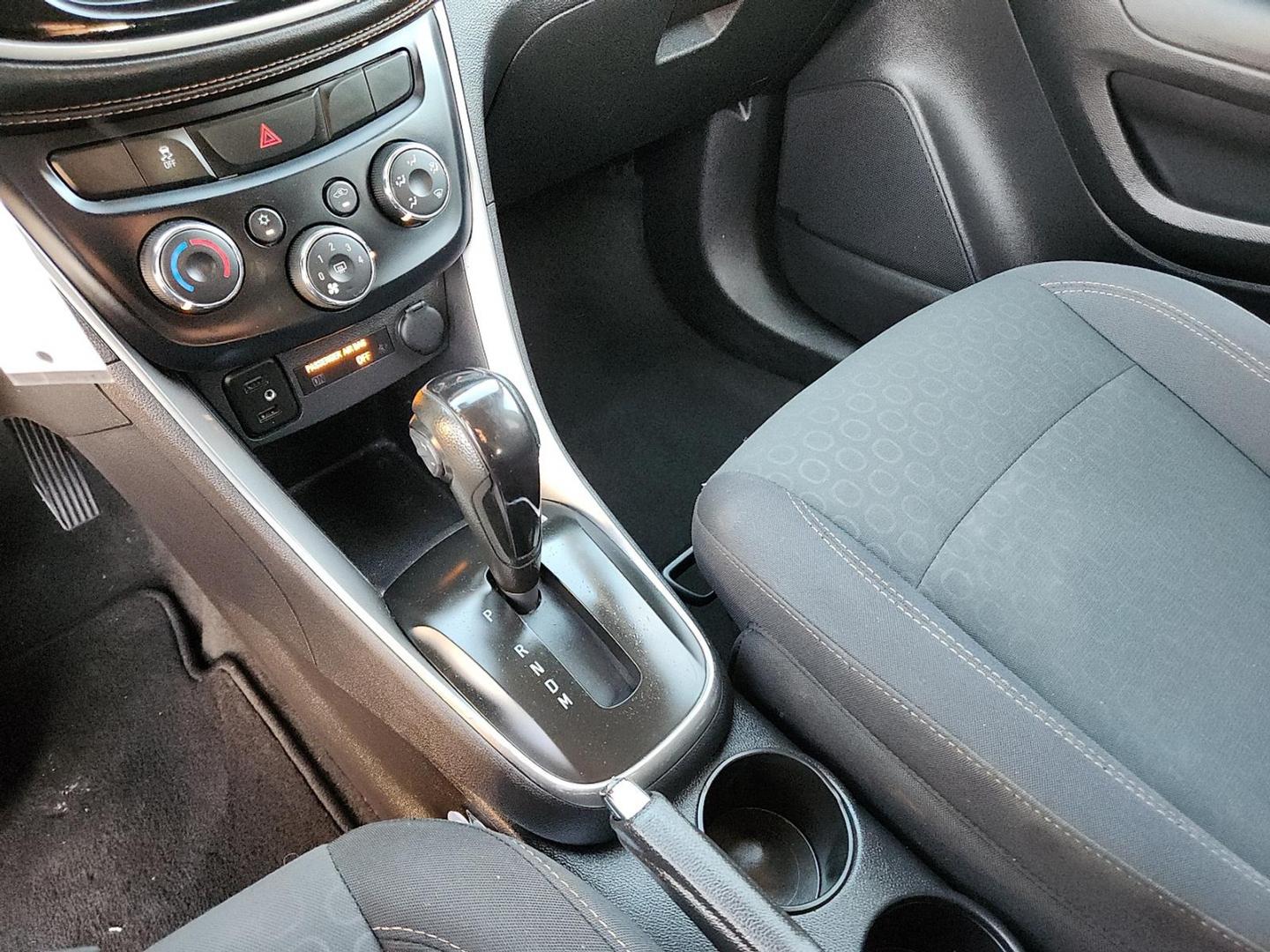 2020 GRAY Chevrolet Trax FWD LS (3GNCJKSB9LL) with an ECOTEC 1.4L I-4 DOHC, variable valve control, intercooled turbo, regular unleaded, engine with 138HP engine, located at 4110 Avenue Q, Lubbock, 79412, 33.556553, -101.855820 - 11/11/2025 KEY IN ENVELOPE GOD - Photo#11