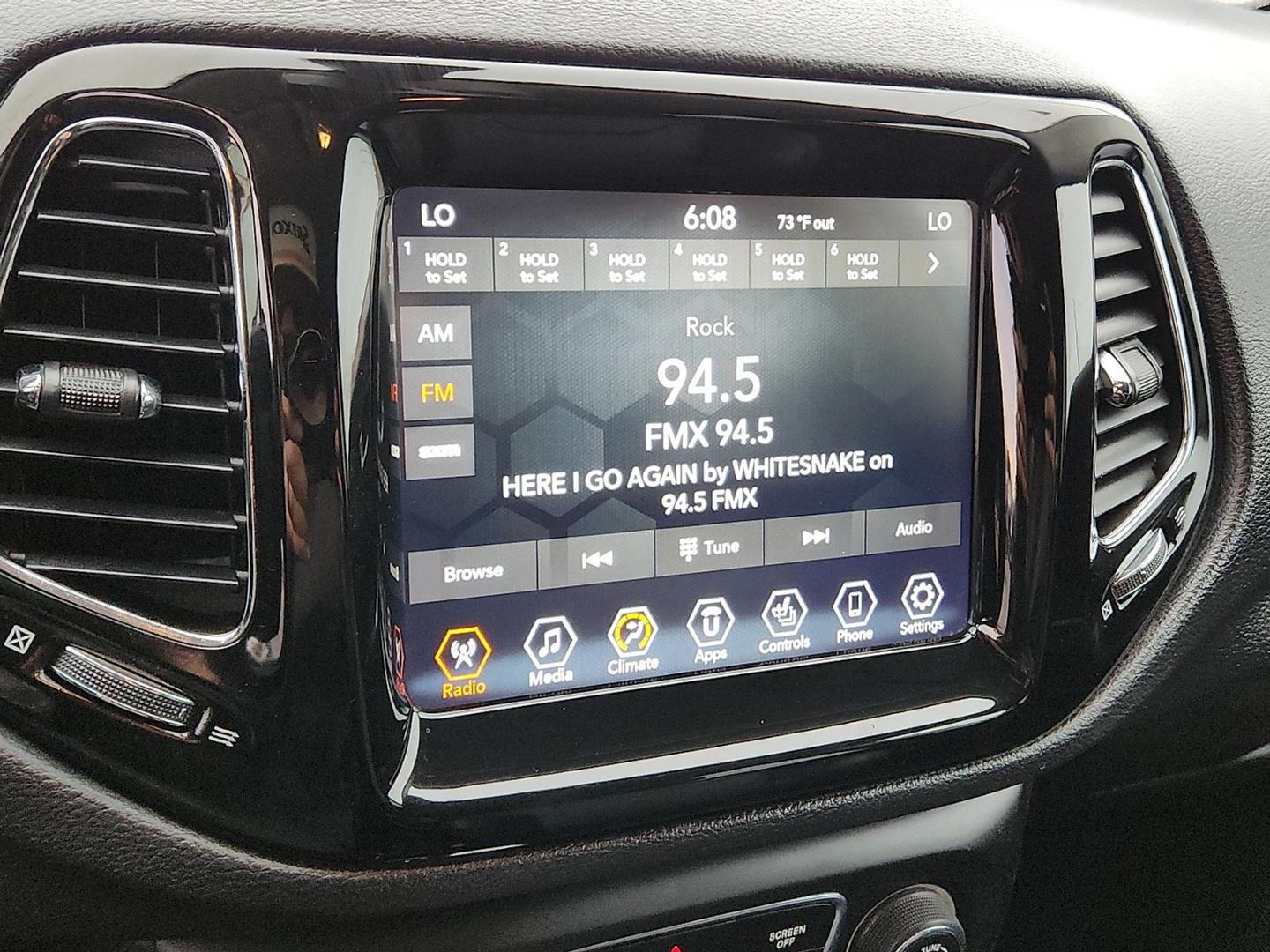 2020 WHITE Jeep Compass Limited FWD (3C4NJCCBXLT) with an 2.4L I-4 variable valve control, regular unleaded, engine with 180HP engine, located at 4110 Avenue Q, Lubbock, 79412, 33.556553, -101.855820 - 11/18/2025 KEY IN ENVELOPE. GOD - Photo#8