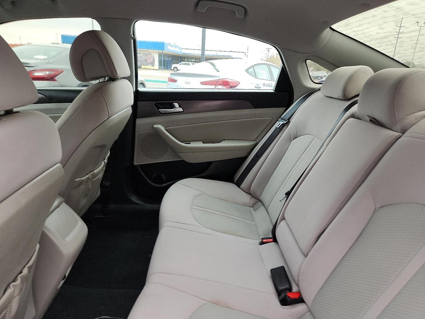 2016 BLACK Hyundai Sonata Sport (5NPE34AF2GH) with an 2.4L I-4 gasoline direct injection, DOHC, variable valve control, regular unleaded, engine with 185HP engine, located at 4110 Avenue Q, Lubbock, 79412, 33.556553, -101.855820 - Photo#4